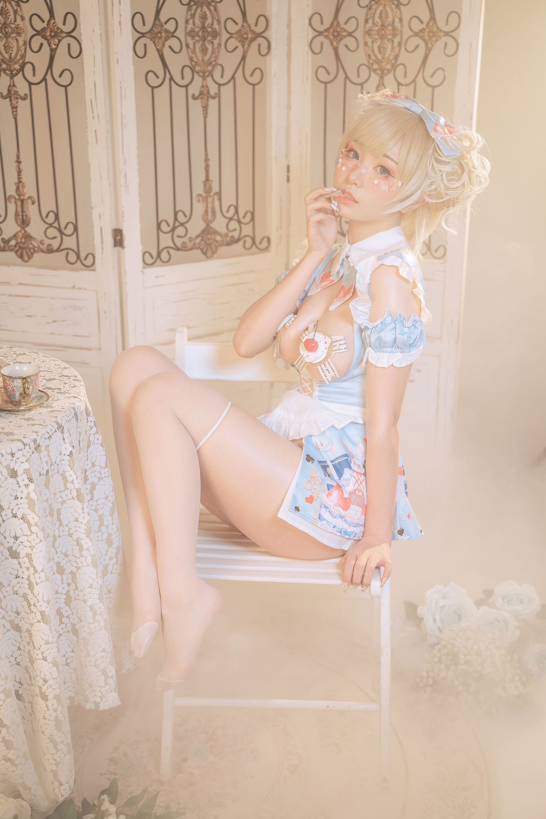 爆机少女喵小吉 – 秘密茶会 [17P]