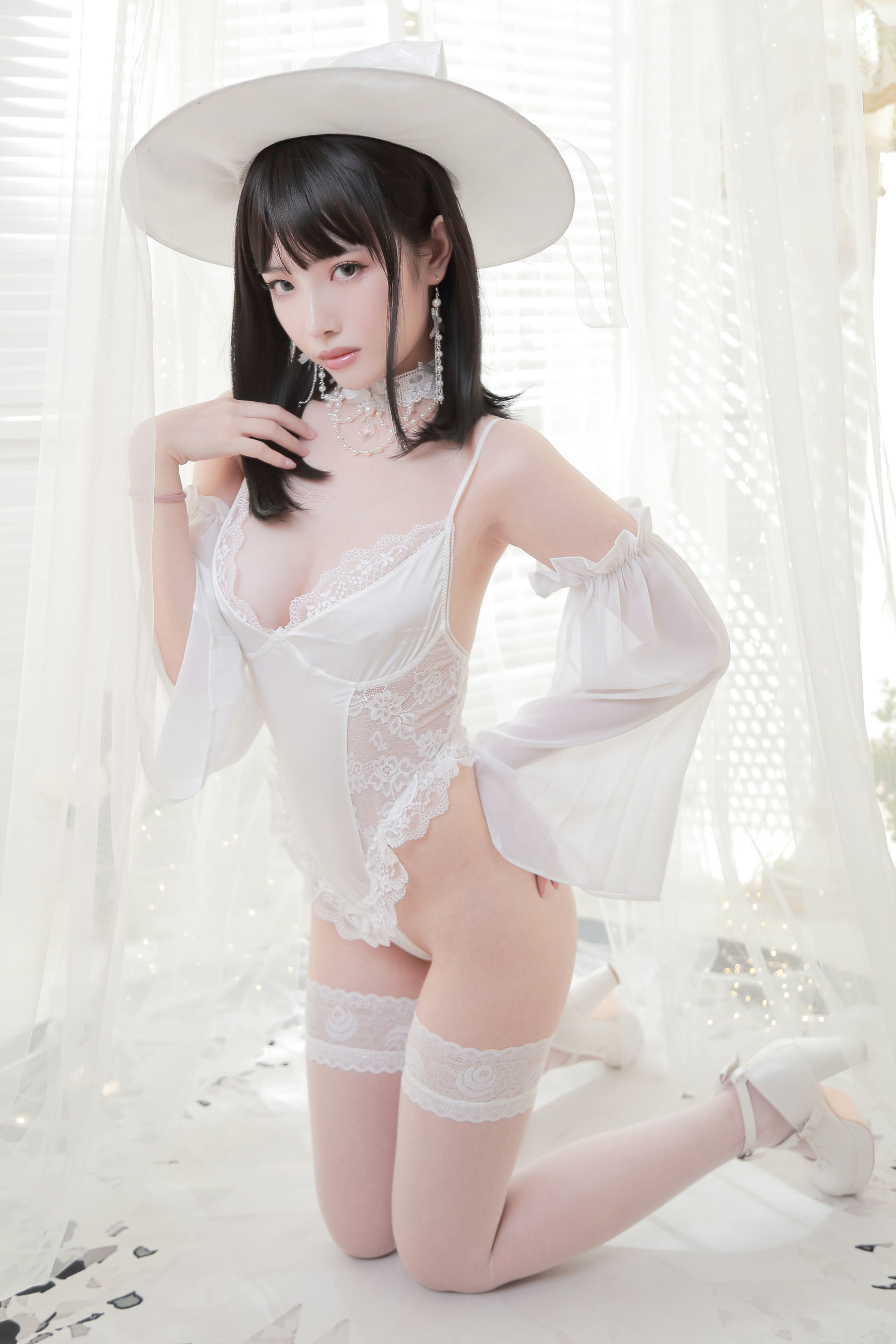 动漫博主雯妹 白女巫 [34P]