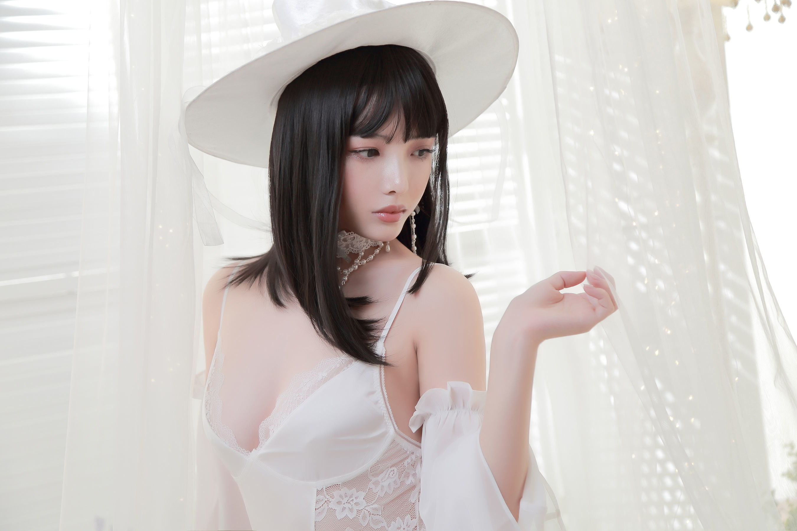 动漫博主雯妹 白女巫 [34P]