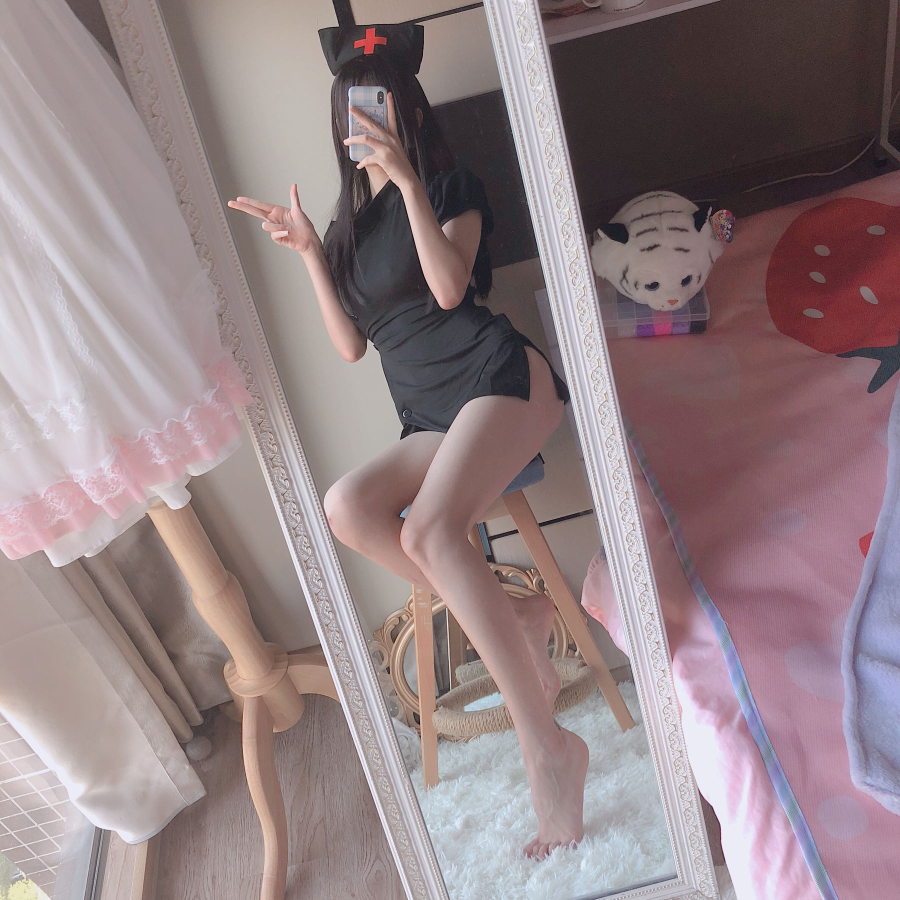 萌妹子眼酱大魔王w – 黑护士 [10P]