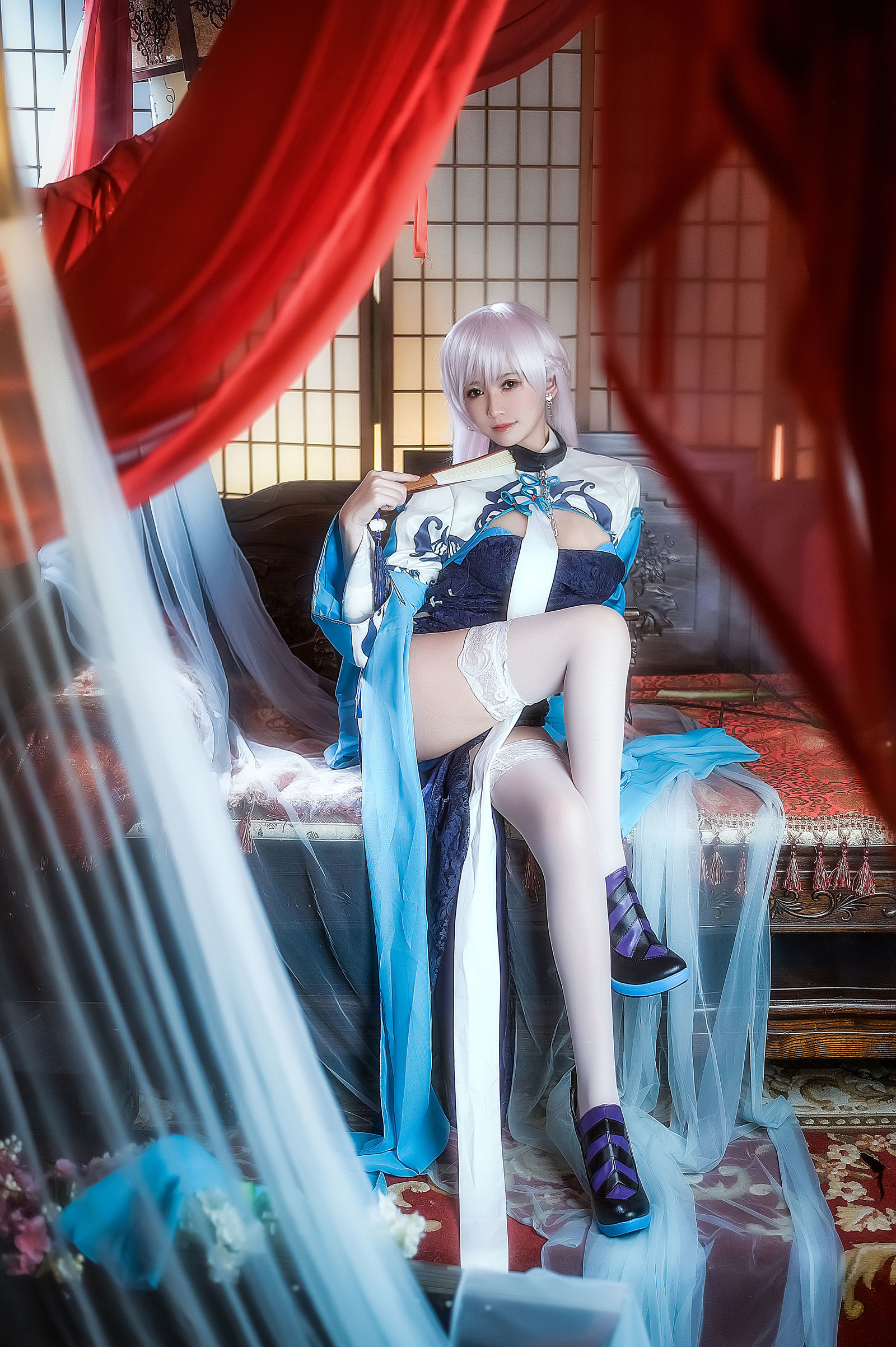 [萝莉COS] 鳗鱼霏儿 – 碧蓝华裳 贝姐 [11P]