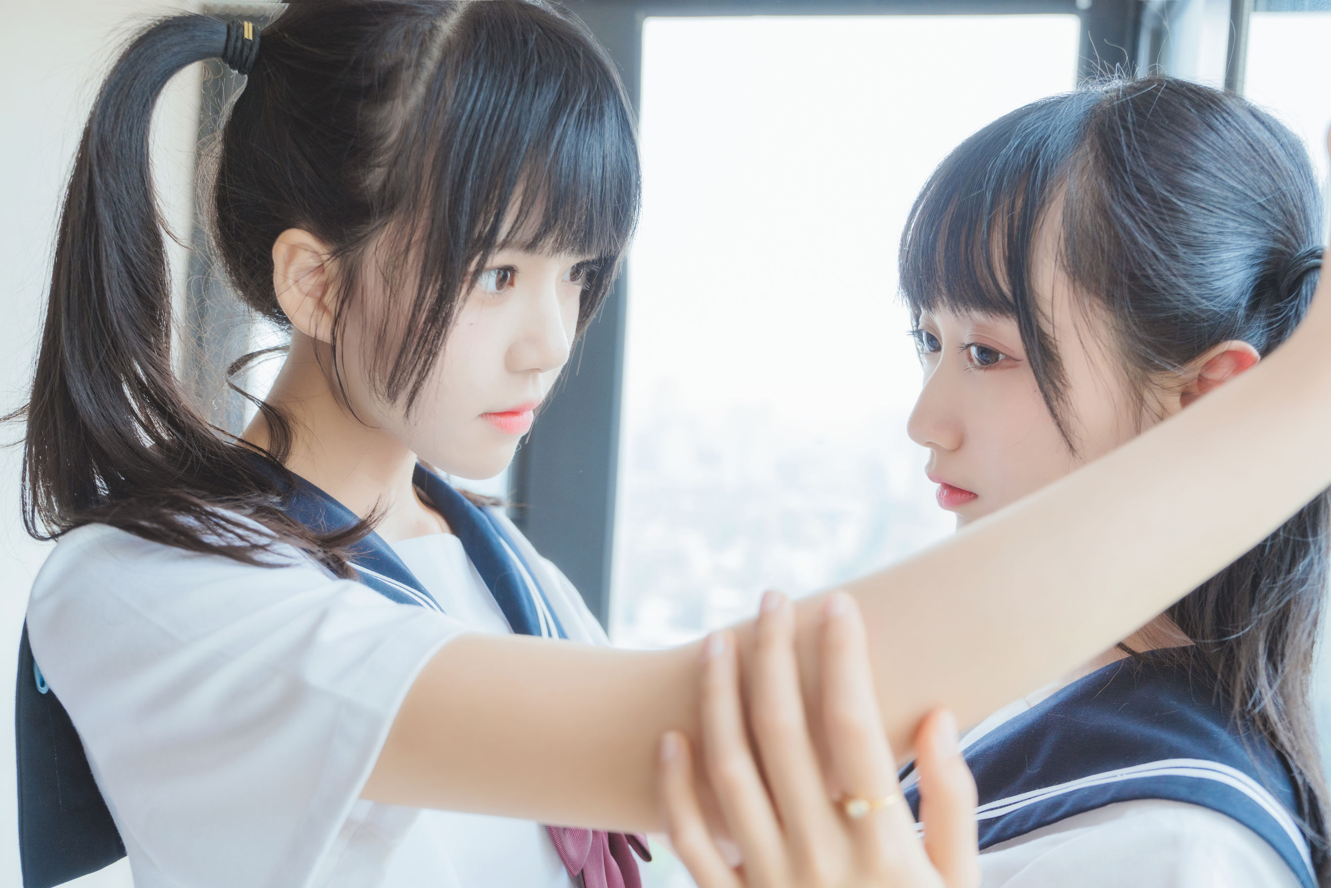 萌系小姐姐木绵绵OwO&桜桃喵 她(制服×制服) [38P]