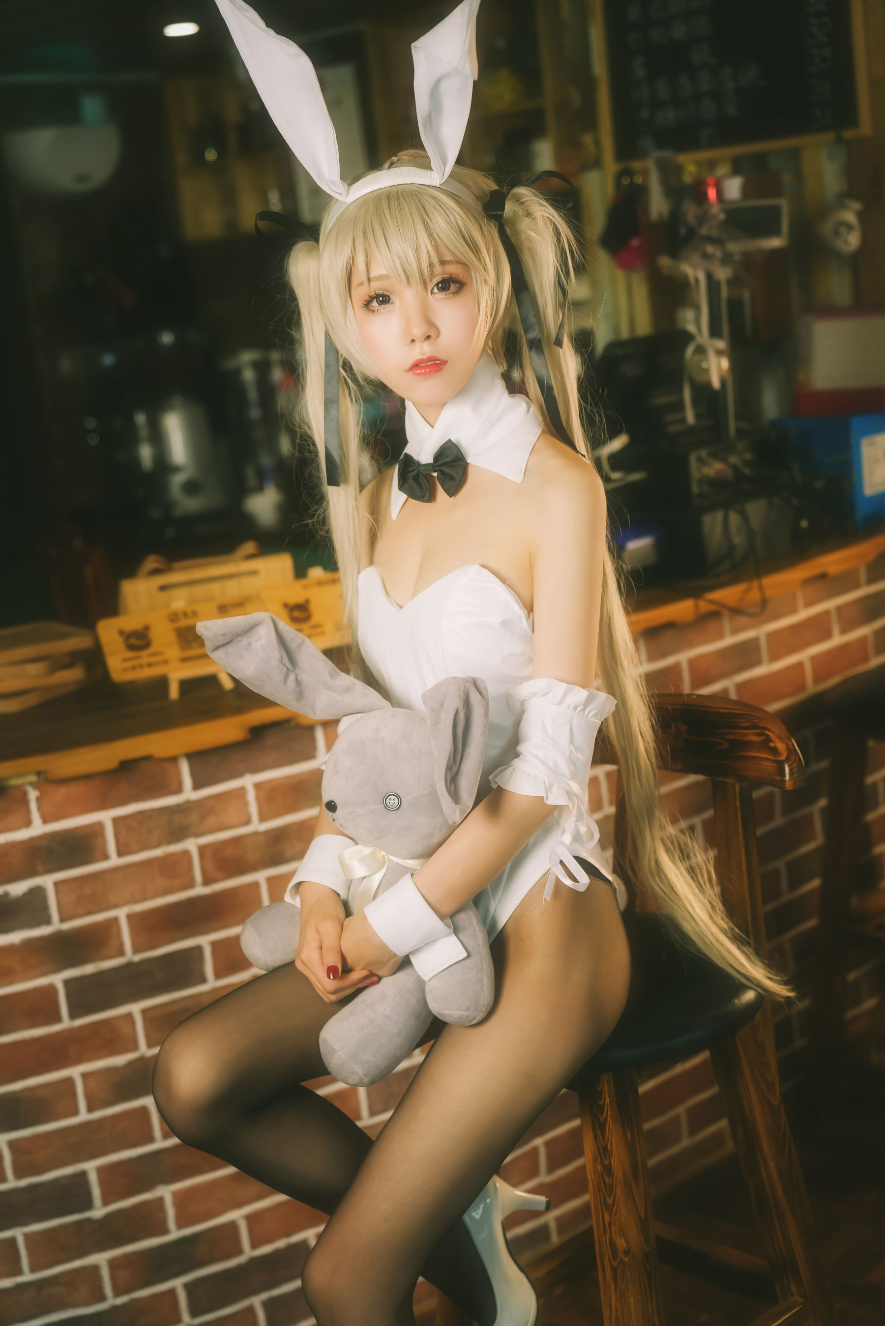 [Cosplay写真] 动漫博主水淼aqua – 穹妹兔女郎 [9P]