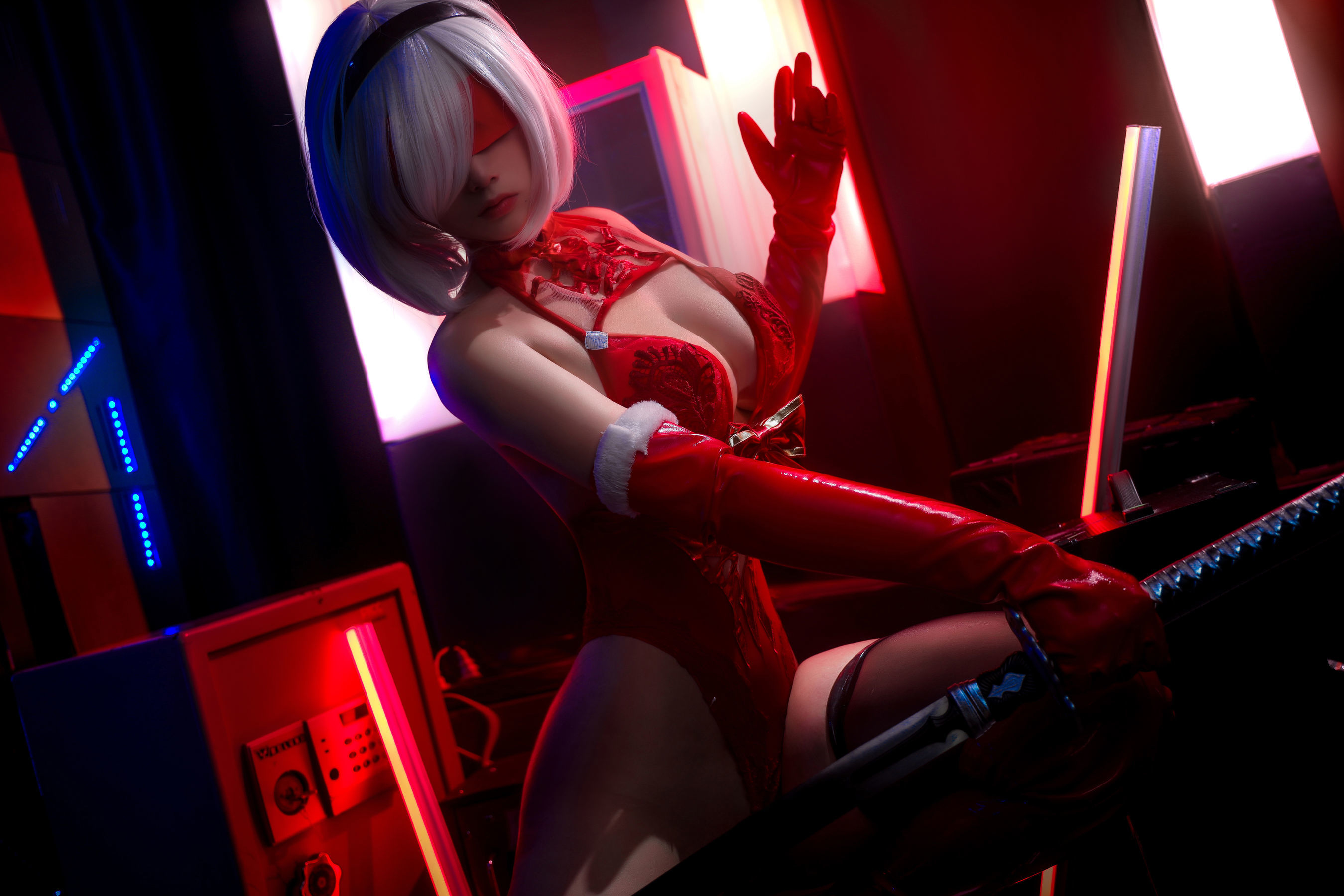 高颜值coser念念_D – 2B红色同人 [20P]