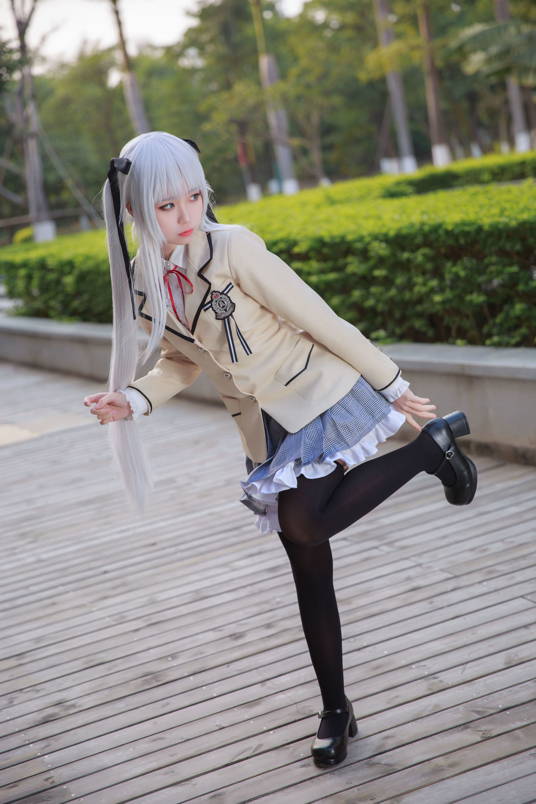 动漫博主G44不会受伤 – 雾枝校服 [19P]