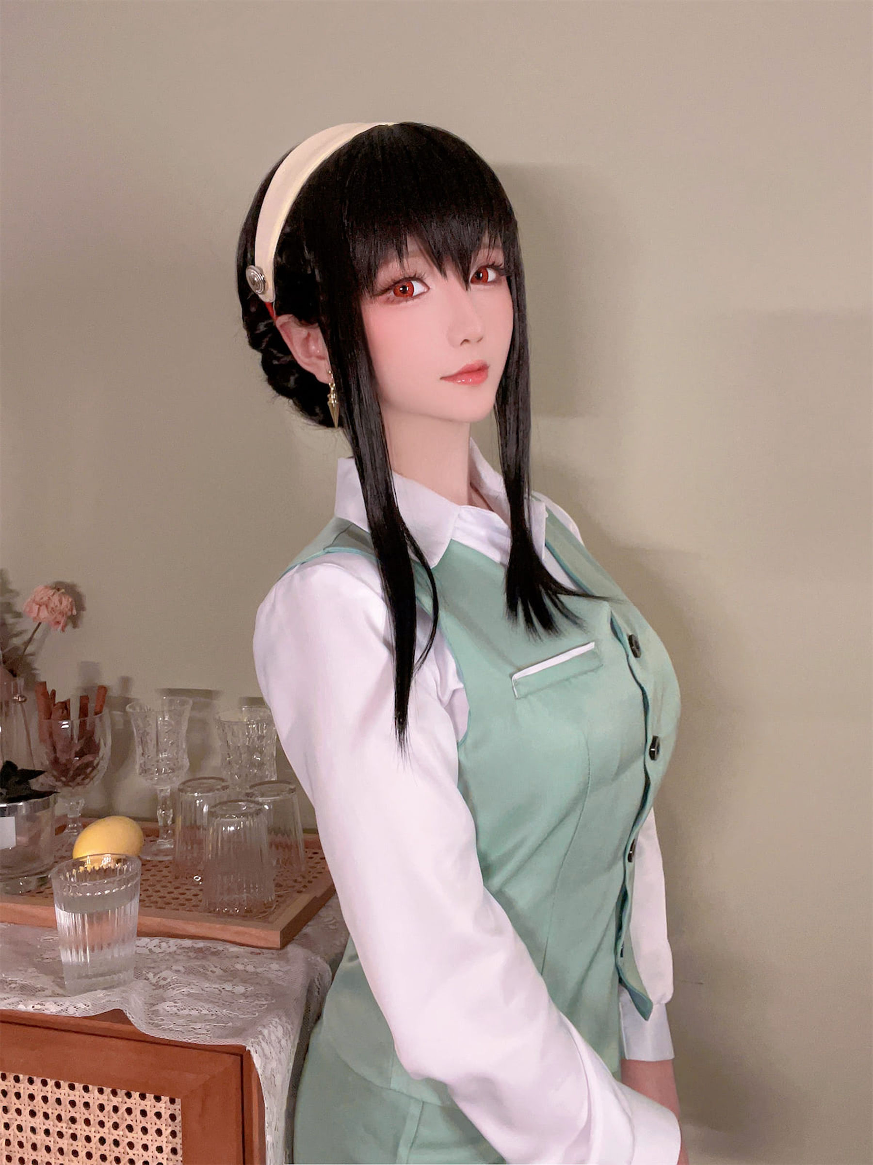 Coser小姐姐星之迟迟 – 圣诞节 约尔 OL制服 [71P]