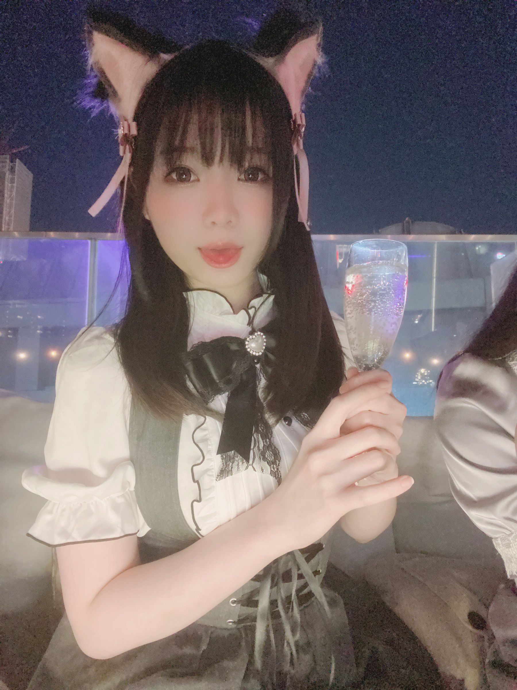 微博妹纸霜月shimo – 一緒に飲みますか？ [19P]