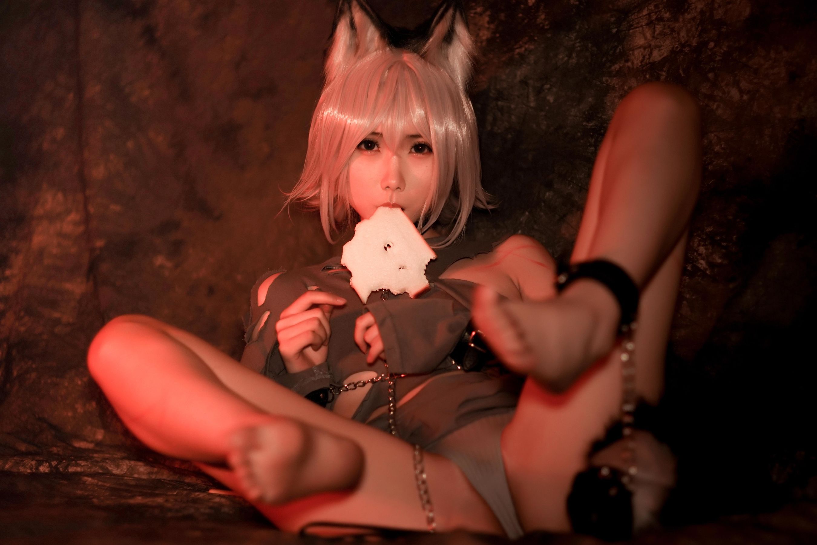 动漫博主曉美媽 – 奴隶狼少女 [42P]