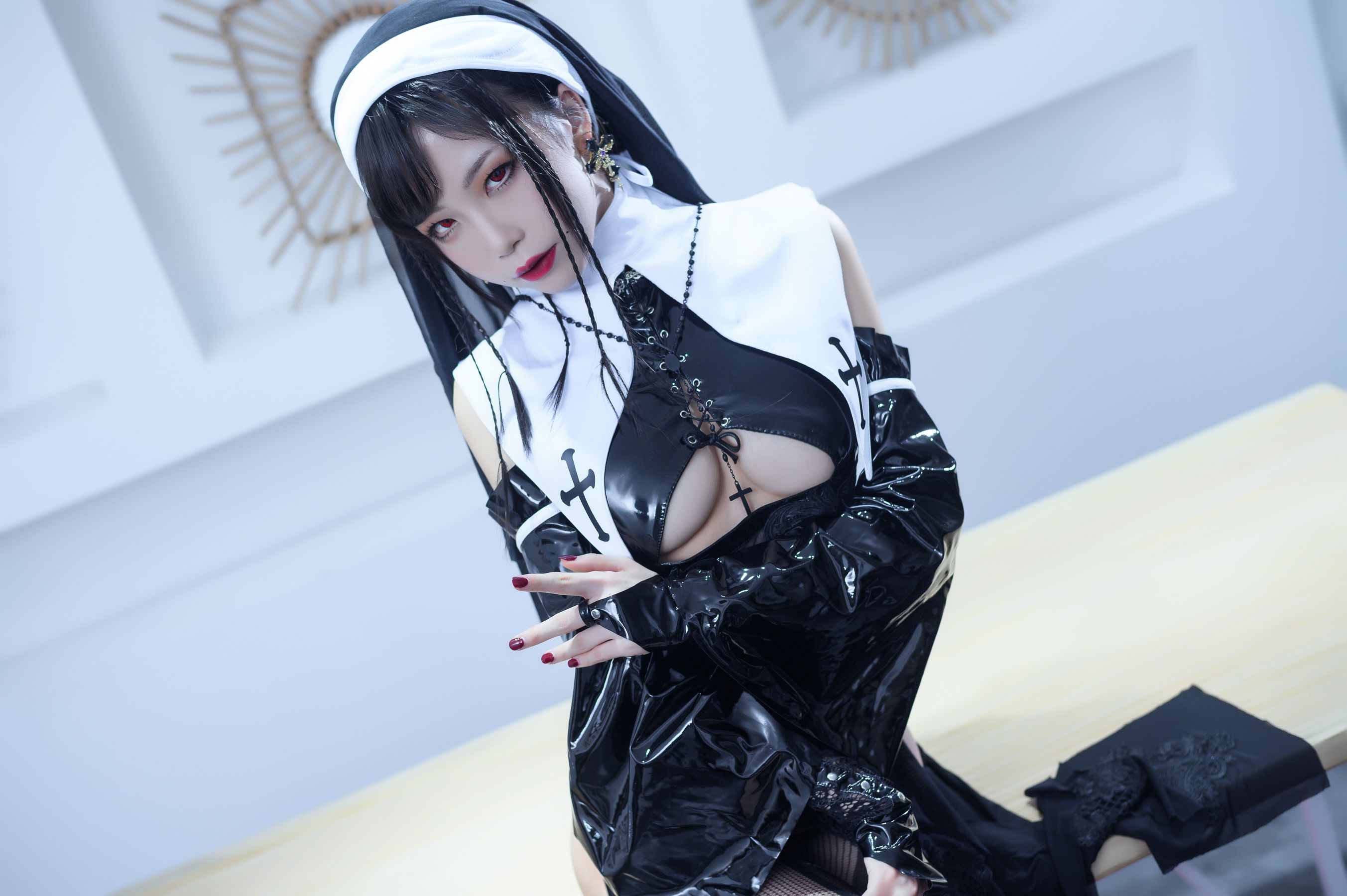 [Cosplay写真] 动漫博主水淼aqua – 修女 [42P]