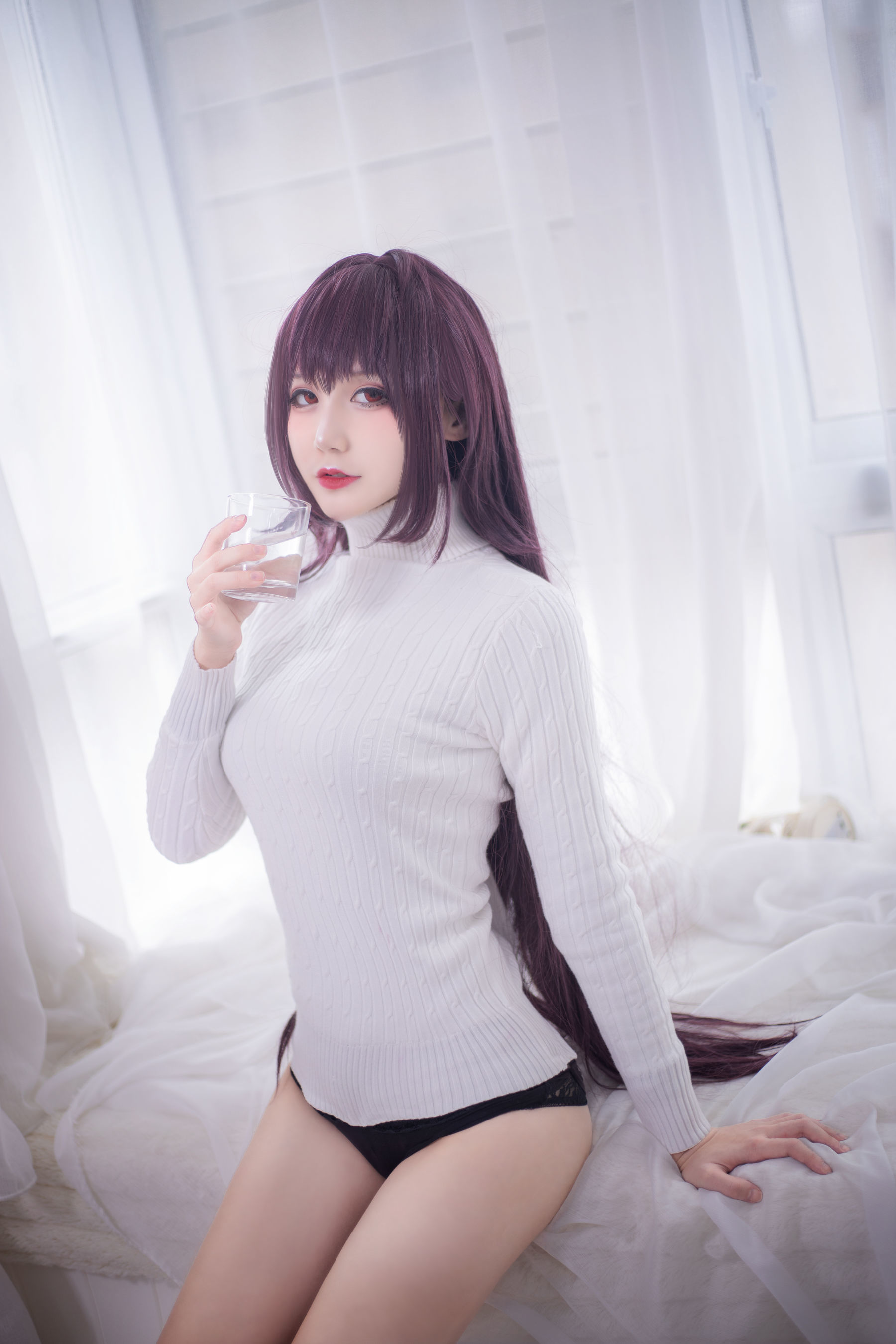 COS妹子仙九Airi – 斯卡哈毛衣 [21P]