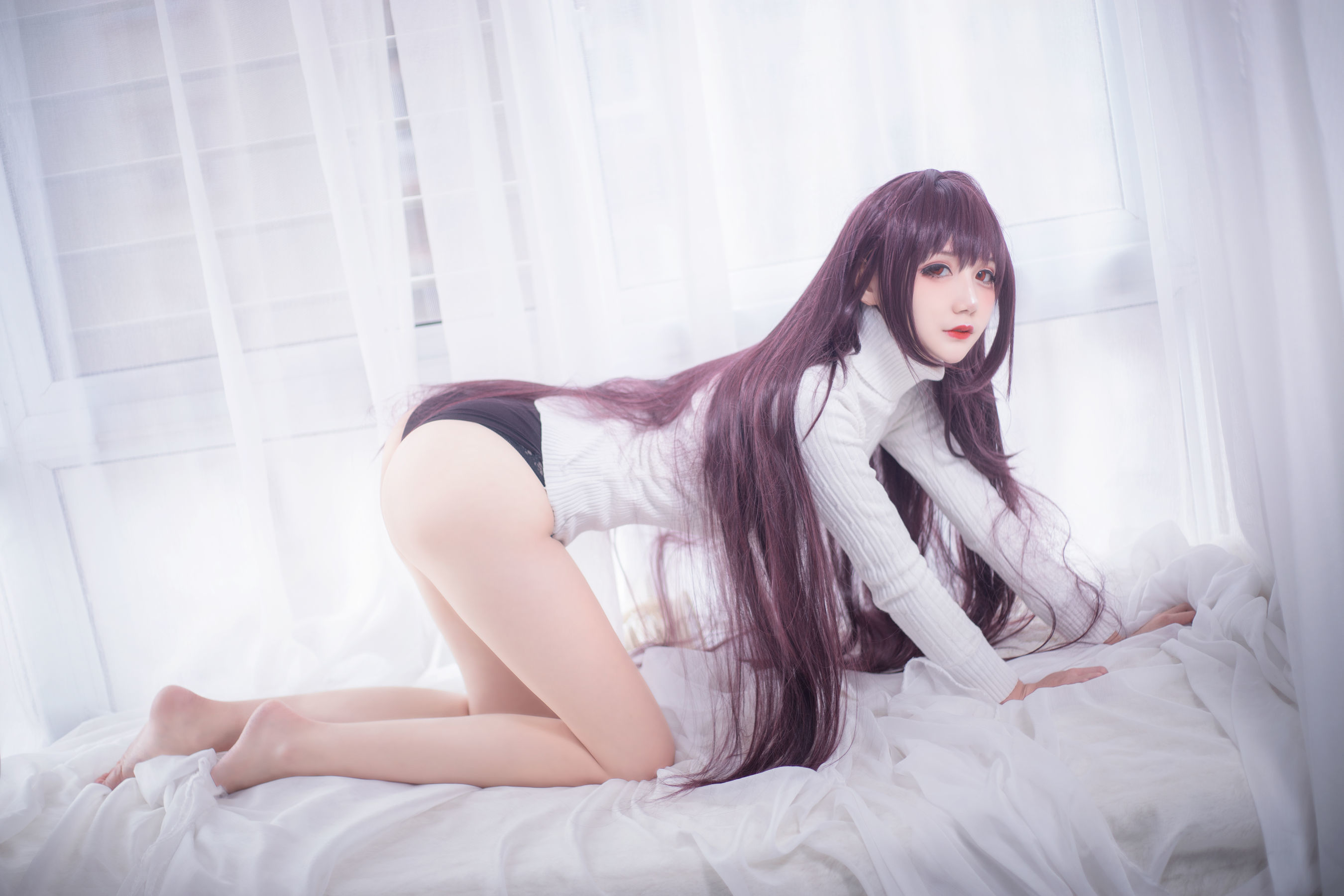 COS妹子仙九Airi – 斯卡哈毛衣 [21P]
