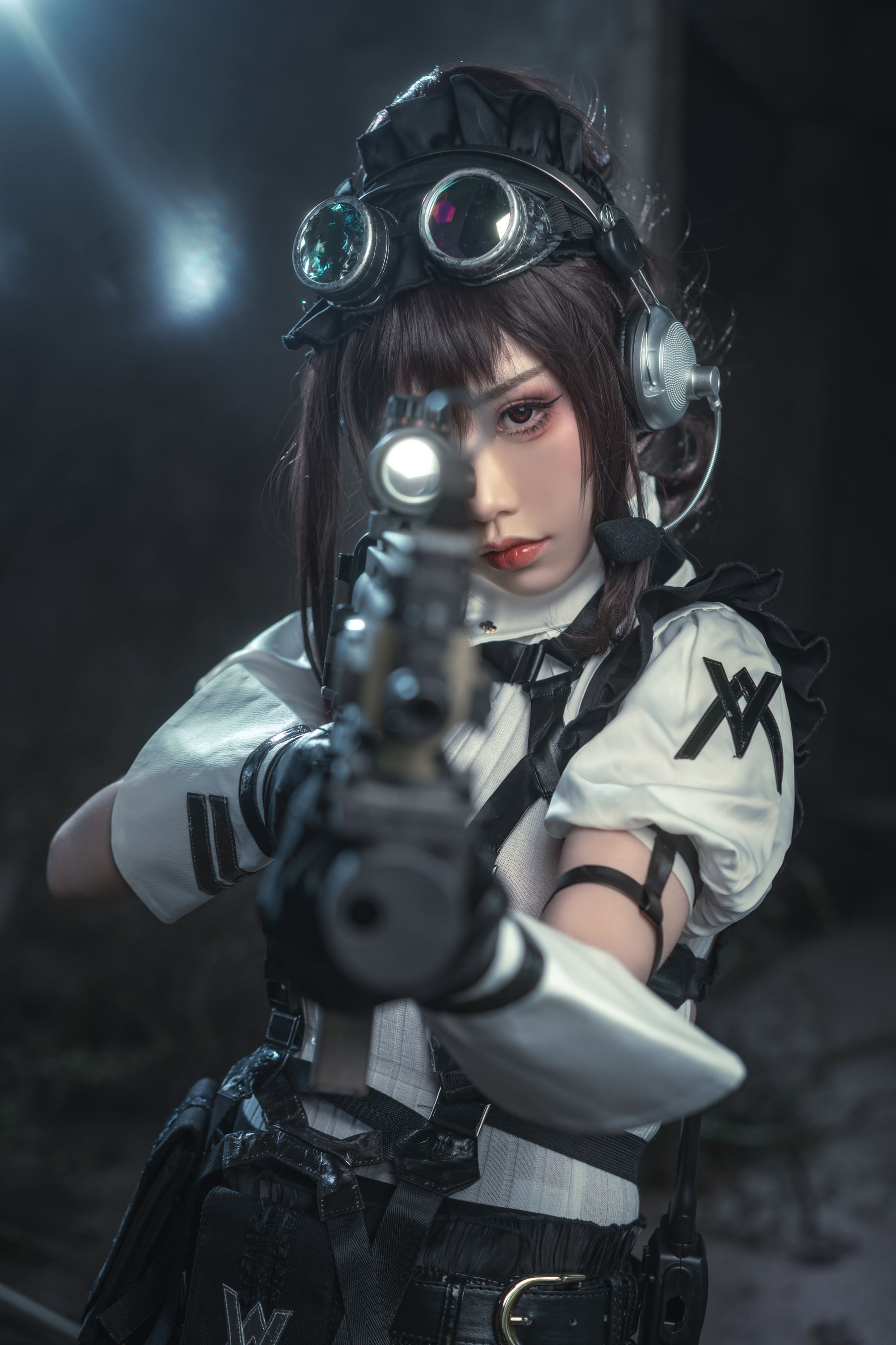 爆机少女喵小吉 – 战斗女仆 [17P]