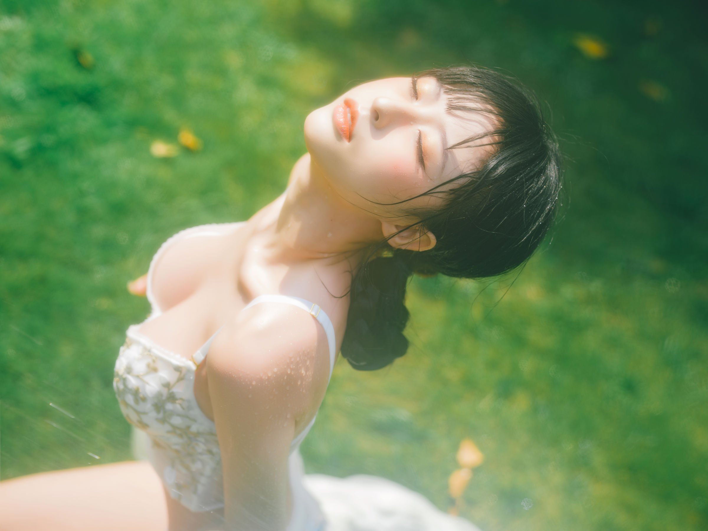 尤物清水由乃 – 湿水洛丽塔 [61P]