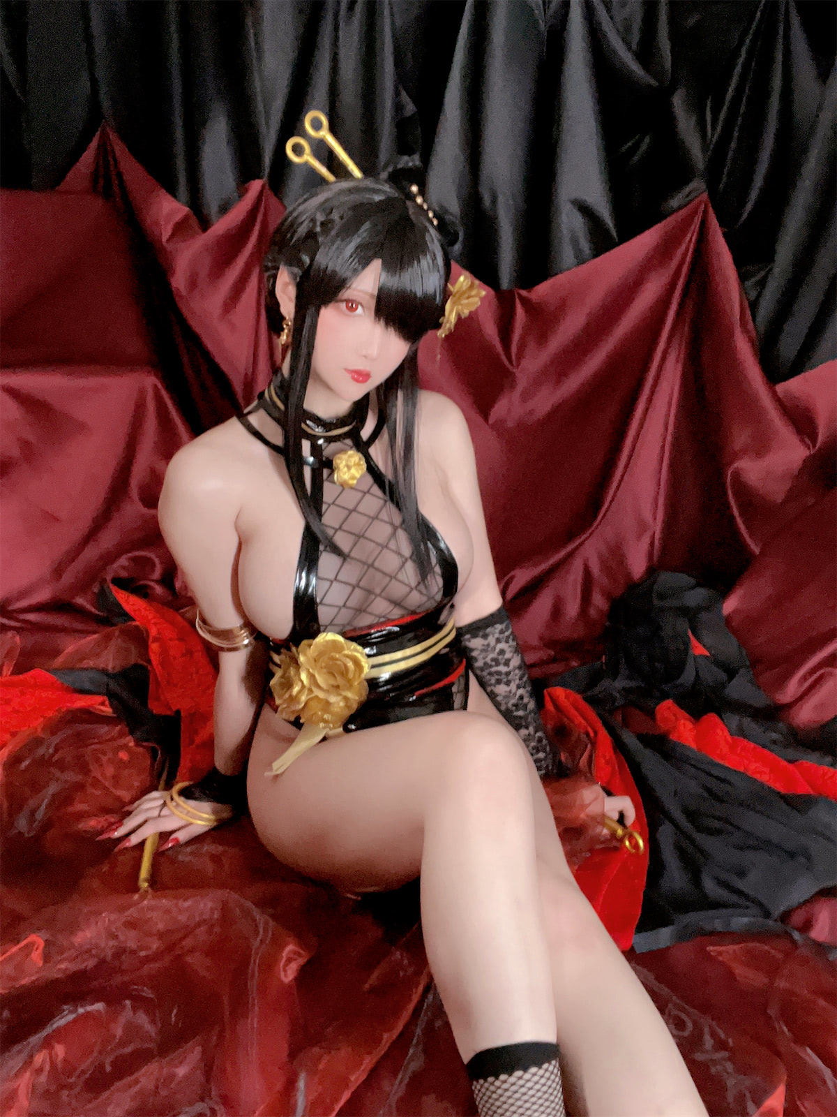 Coser小姐姐星之迟迟 – 圣诞节 约尔 同人和风战斗服 [78P]