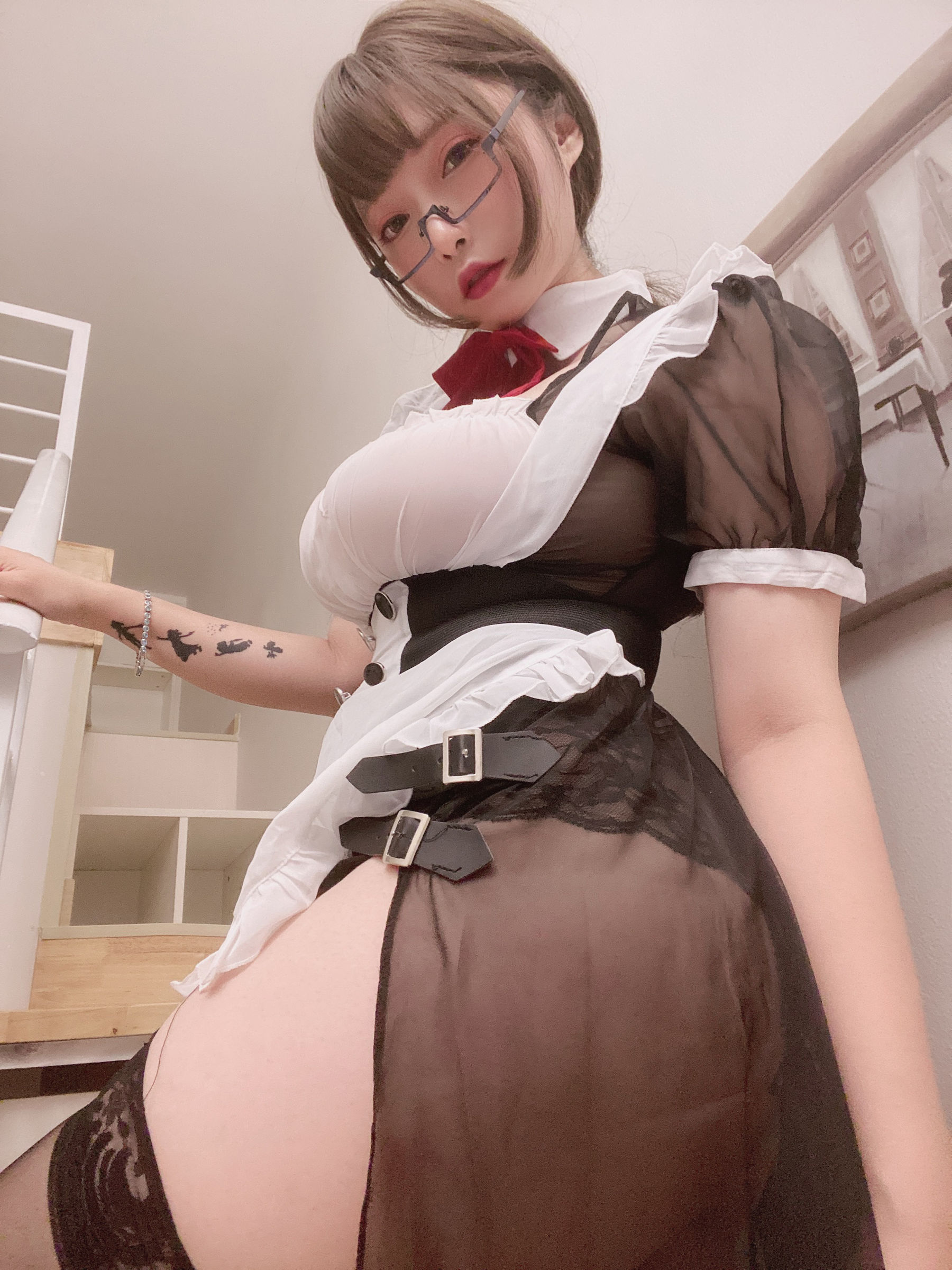 次屁啦 – 透明女仆桃 [19P]