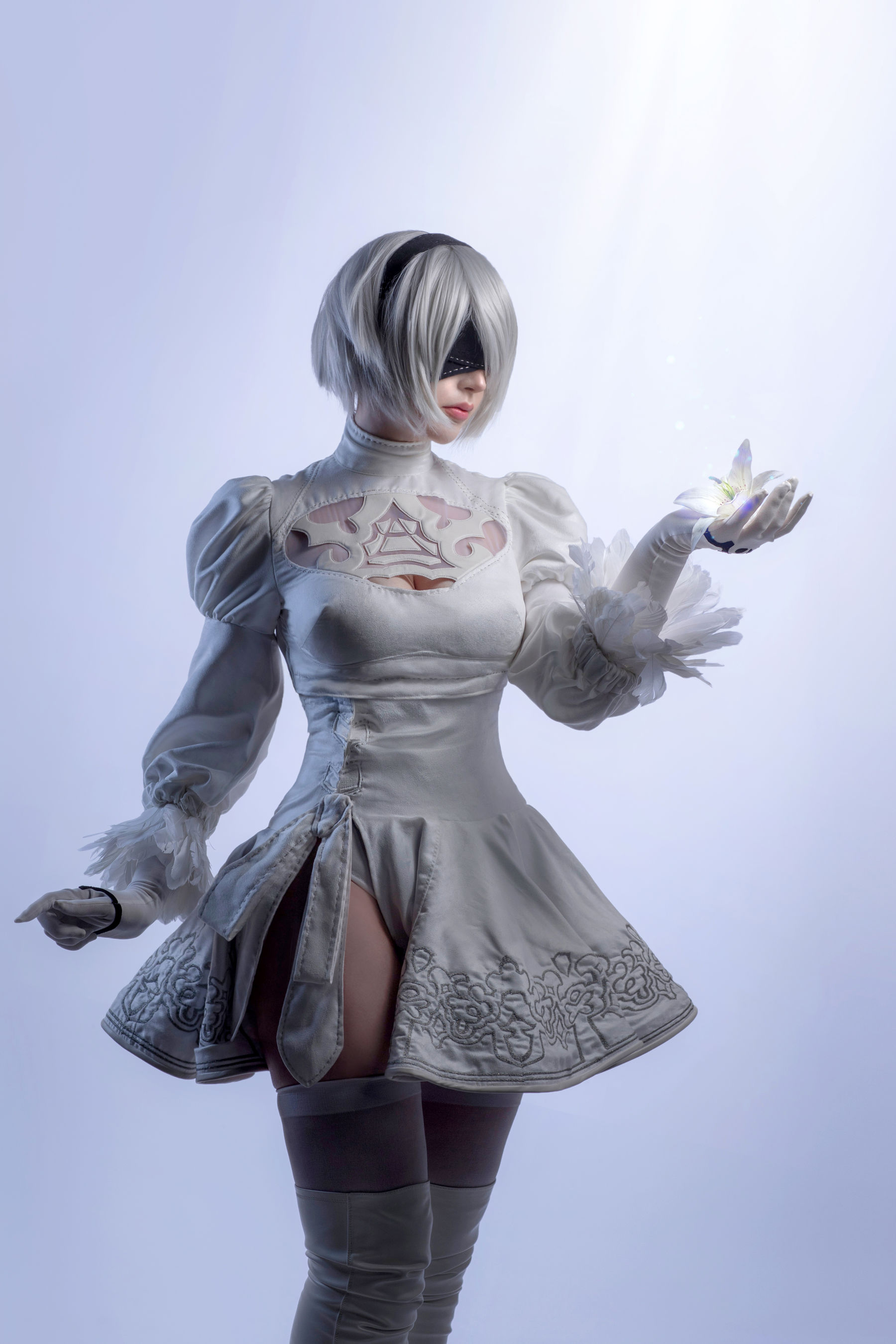 国外美女SayaTheFox – 2B White Dress [10P]