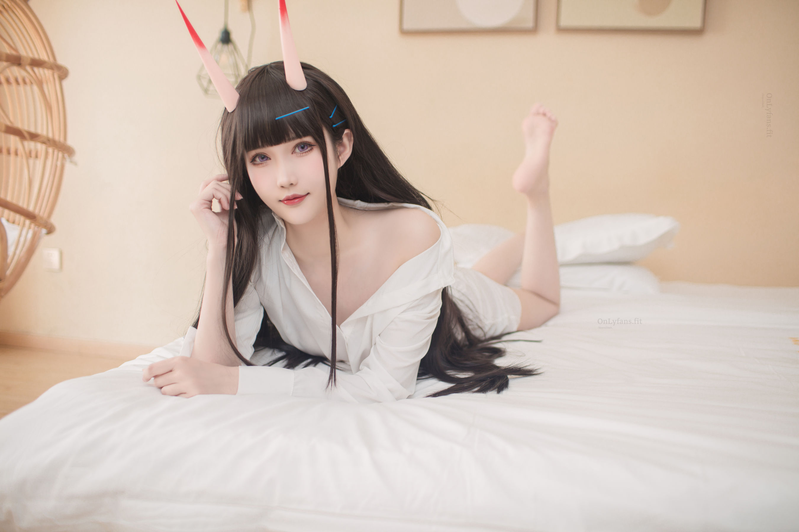 花兮_honoka – 能代 宁静的六叠间 [18P]