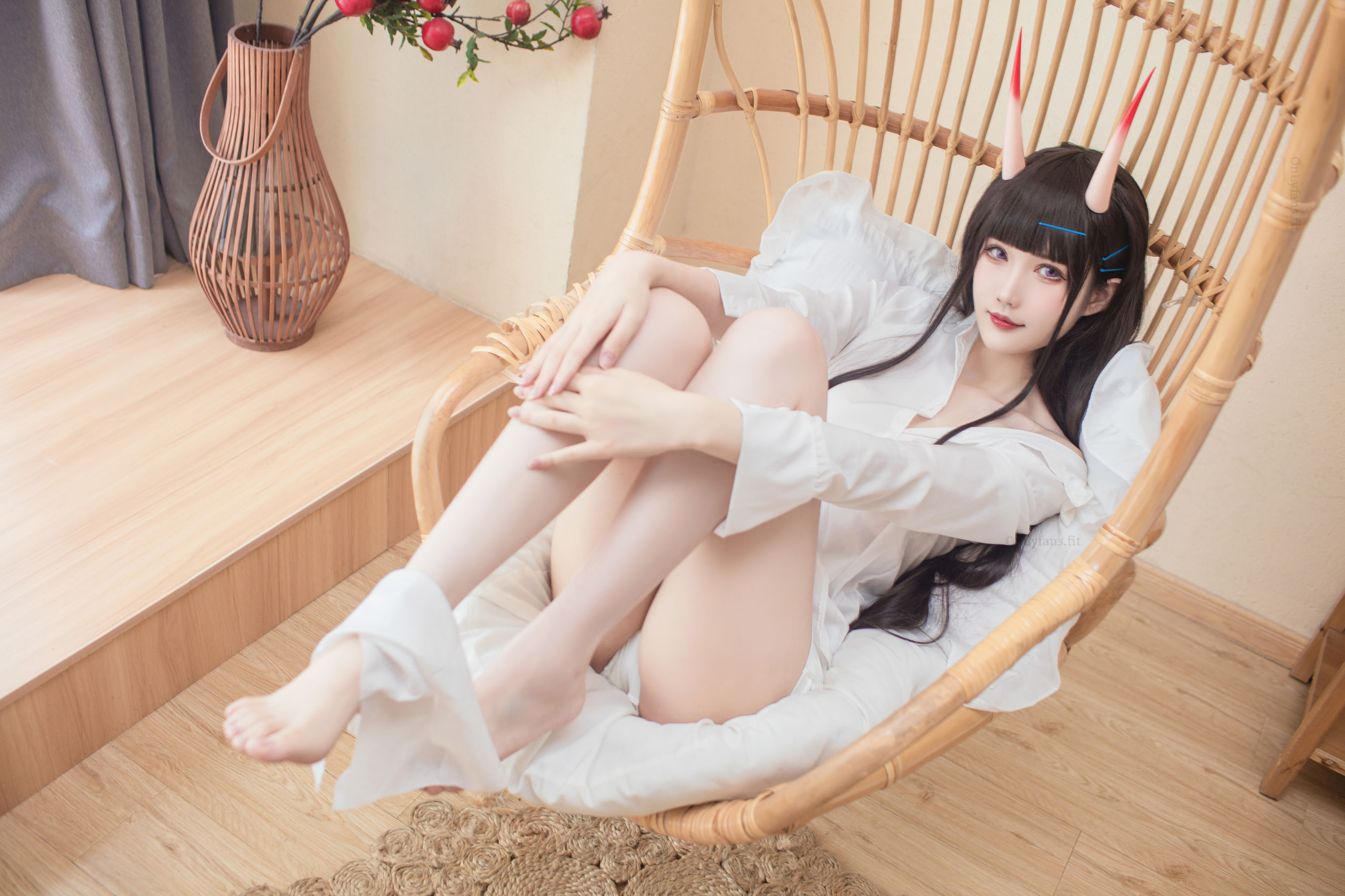 花兮_honoka – 能代 宁静的六叠间 [18P]