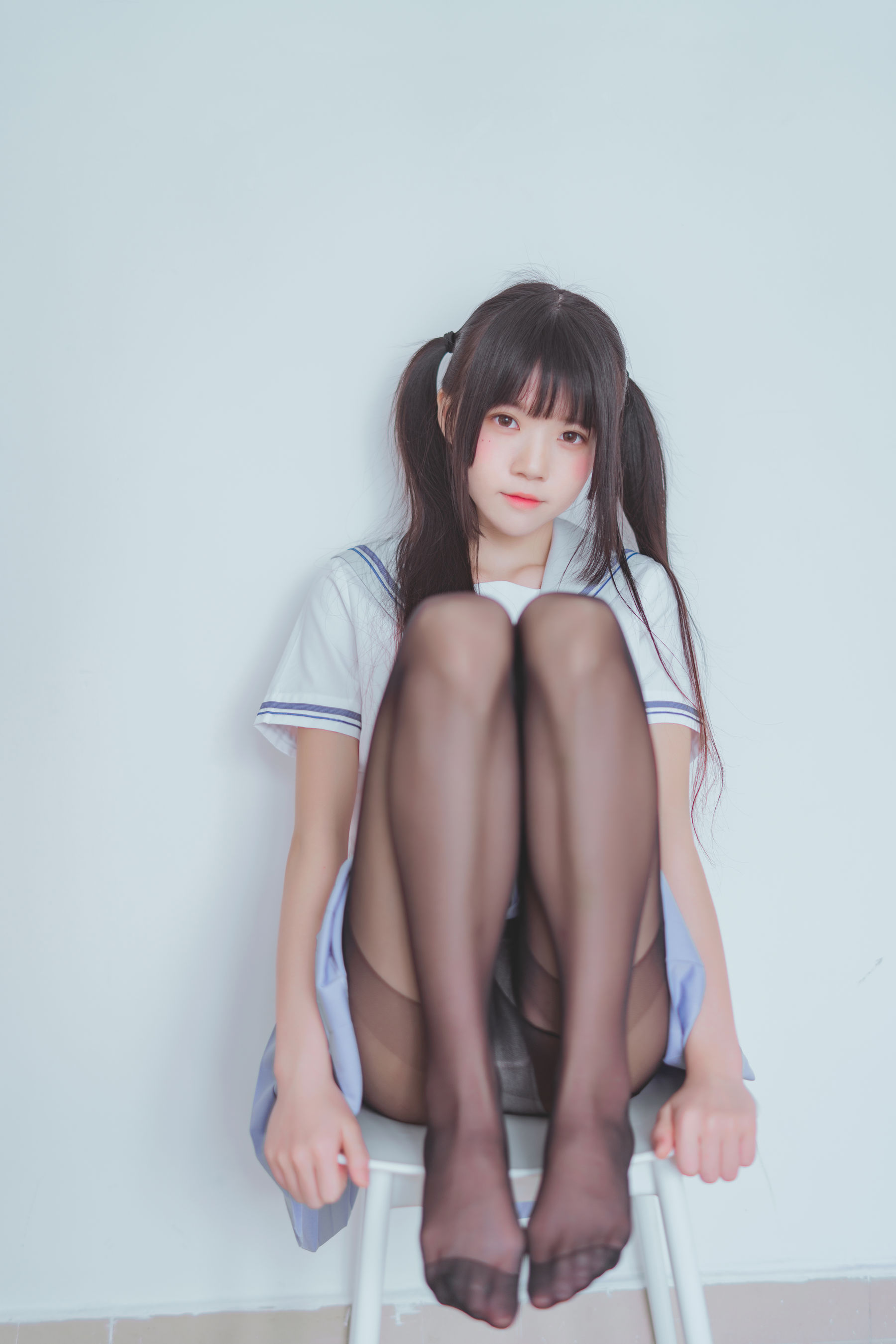 [萝莉COS] 桜桃喵 – 校服黑丝 [49P]