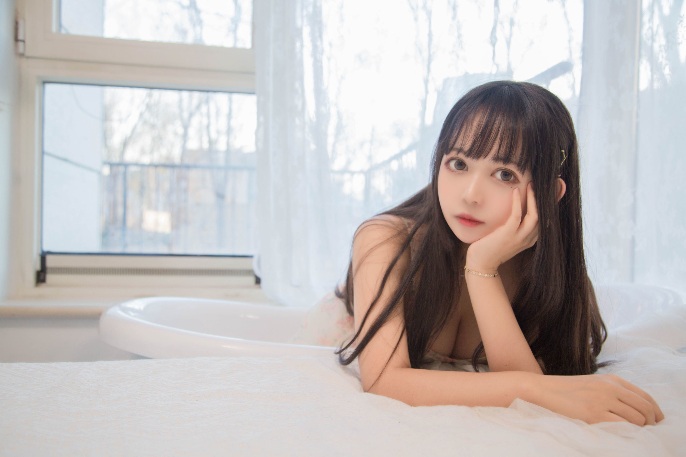 大眼萌妹黑猫猫OvO good morning + good night [24P]