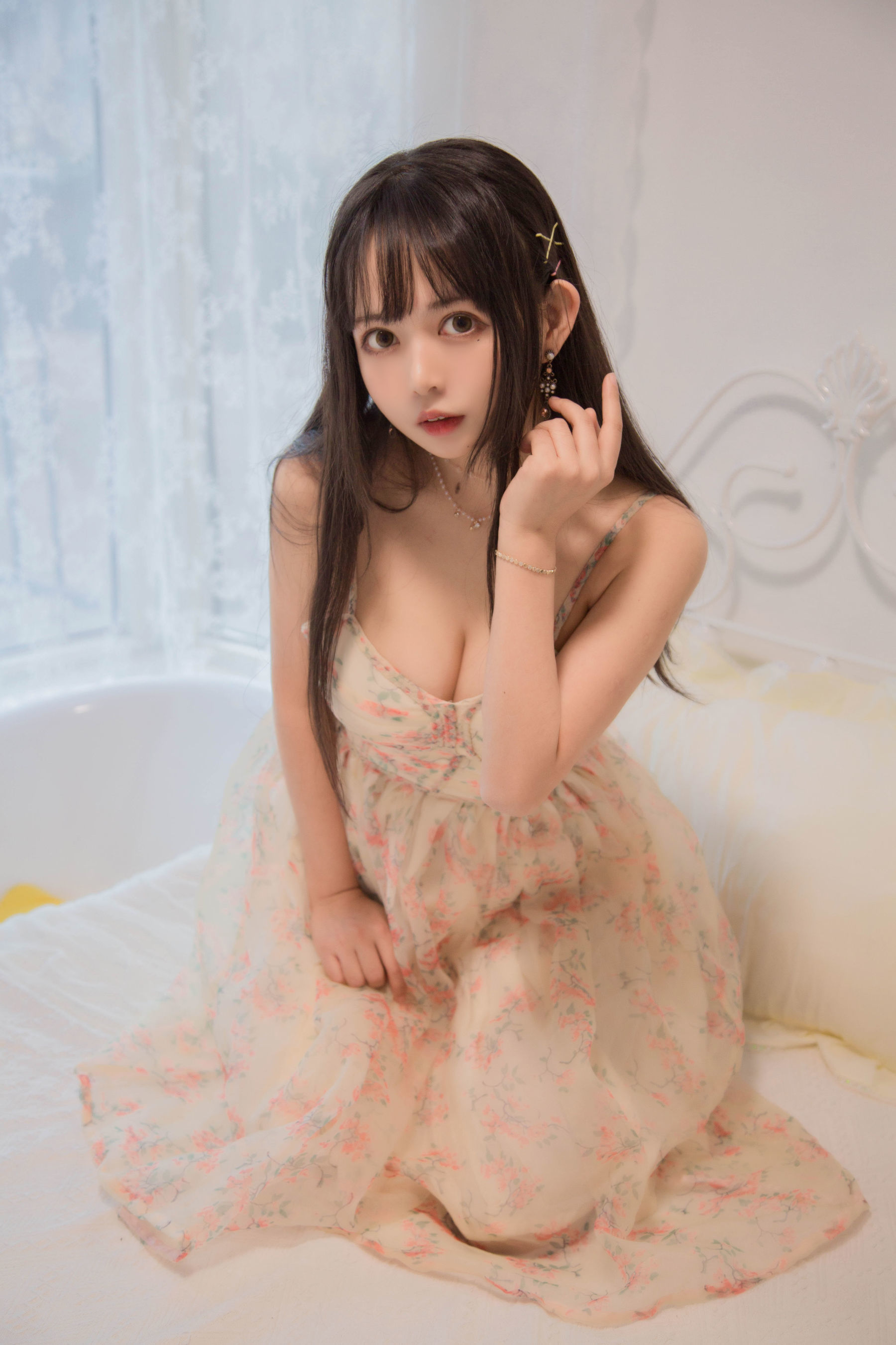 大眼萌妹黑猫猫OvO good morning + good night [24P]