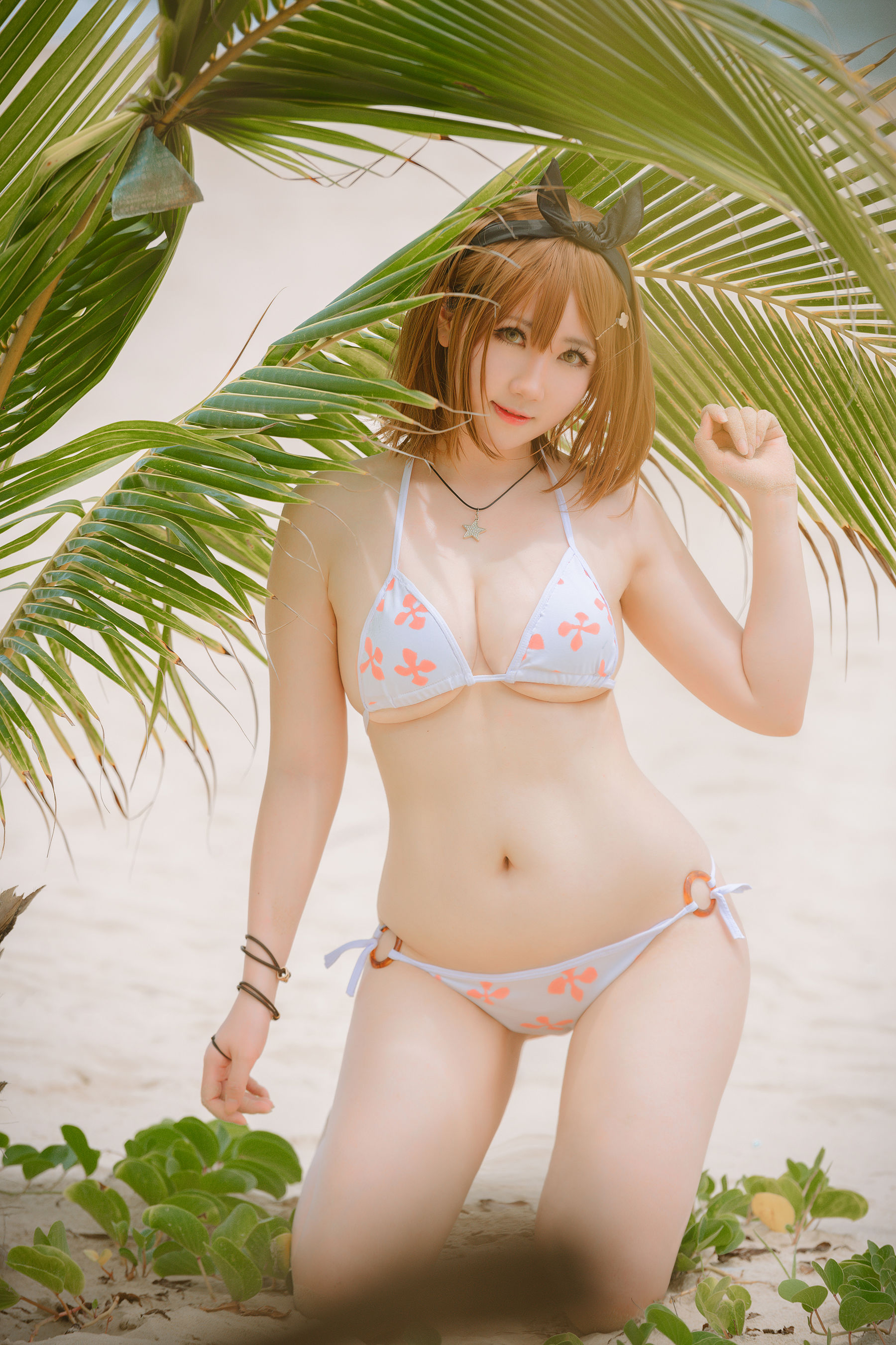 微肉感萌妹是本末末 – 莱莎泳装 [23P]