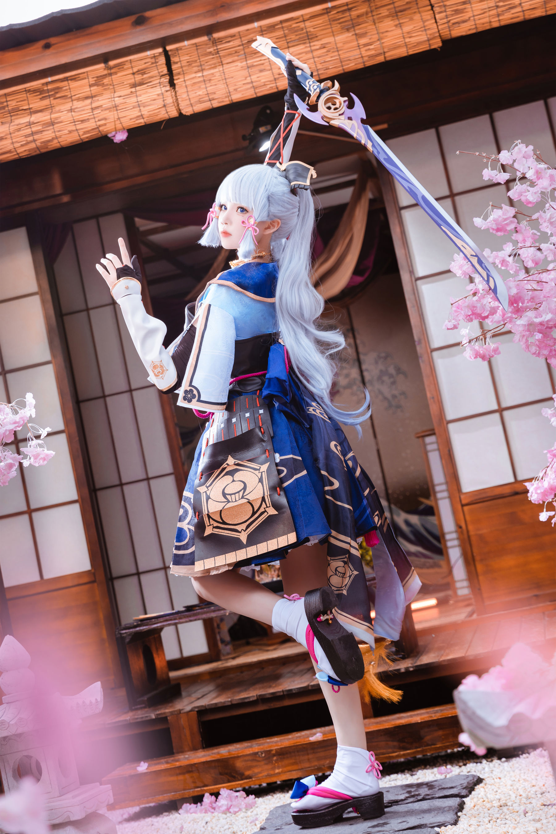 桜桃喵 – 神里绫华 [34P]
