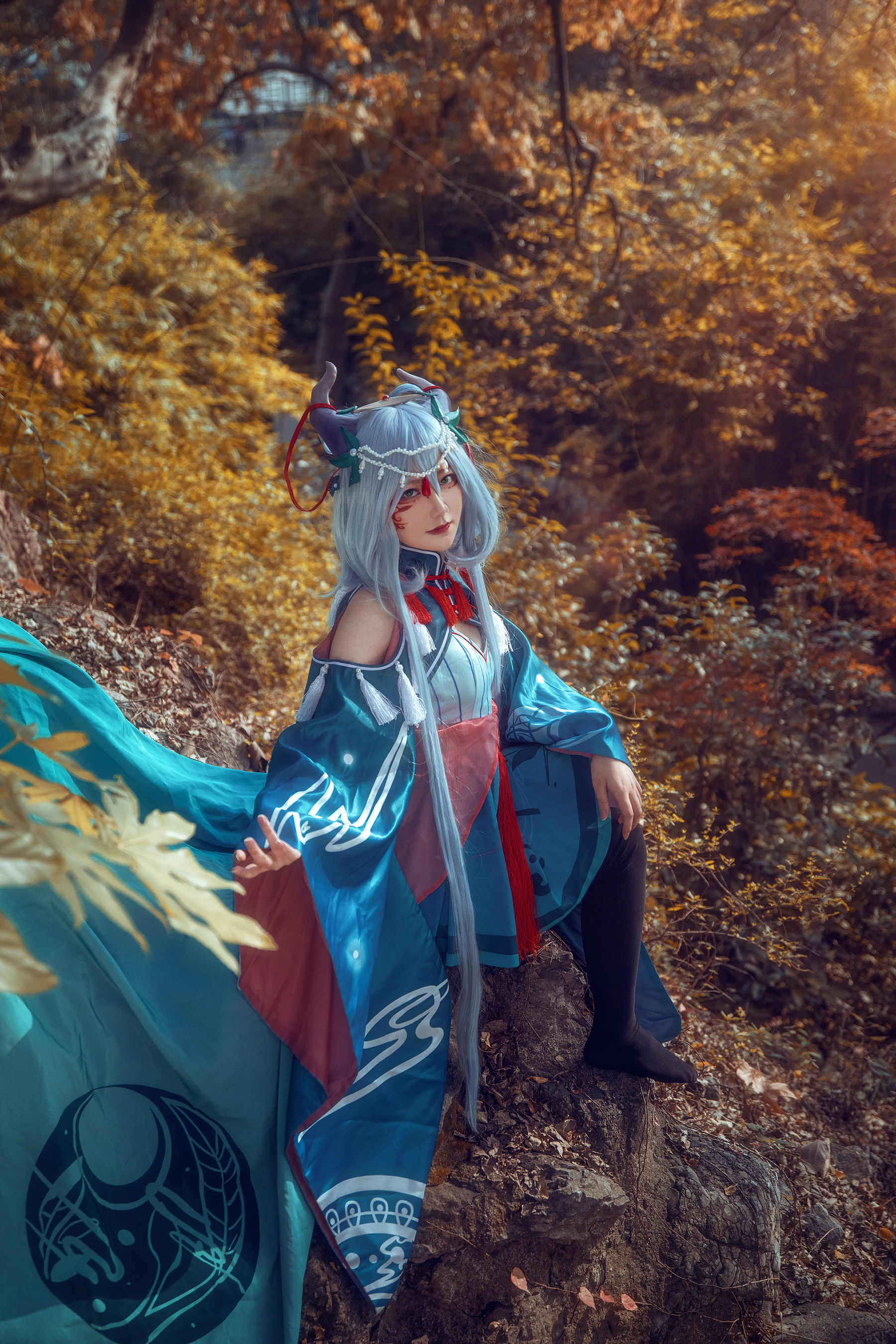 [Cosplay写真] 动漫博主弦音sic – 洛天依 上古神話 [9P]