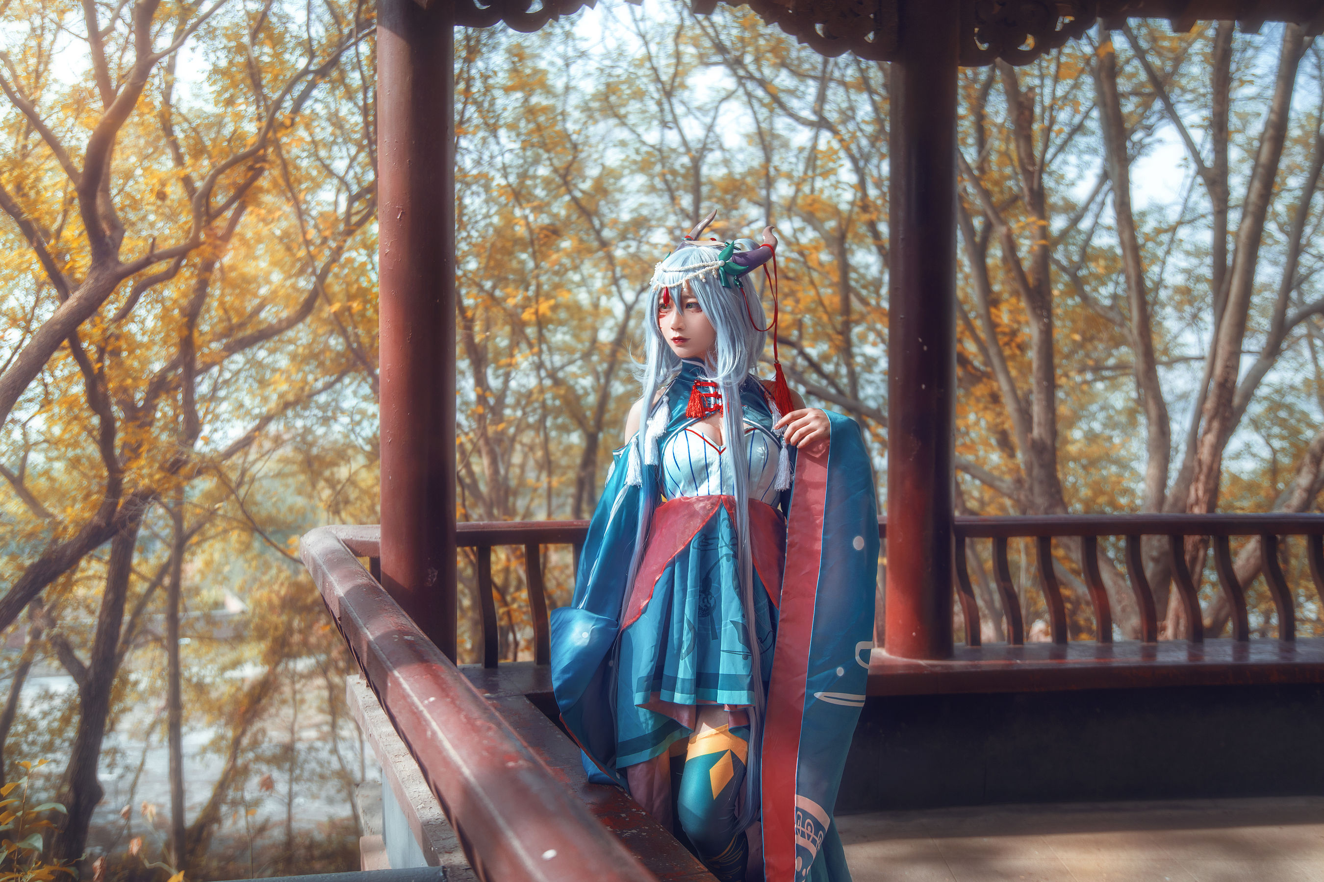 [Cosplay写真] 动漫博主弦音sic – 洛天依 上古神話 [9P]