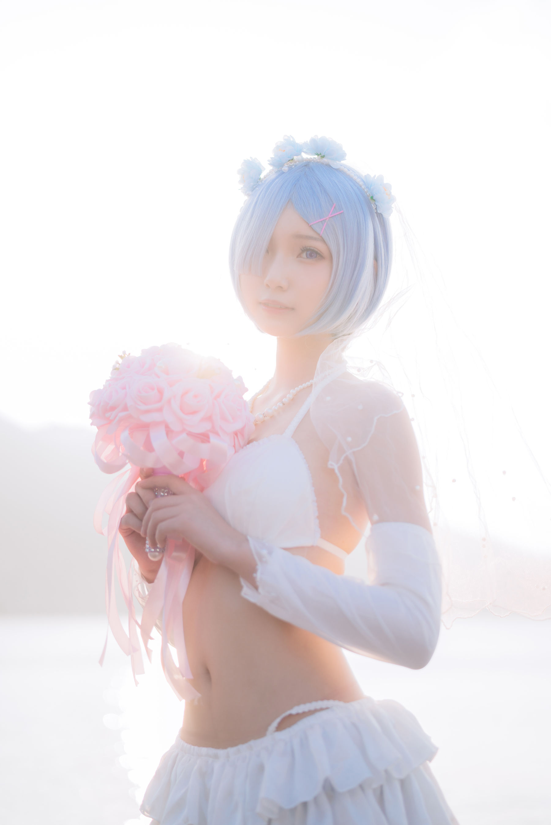 橙子喵 – 蕾姆海边婚纱花嫁 [18P]