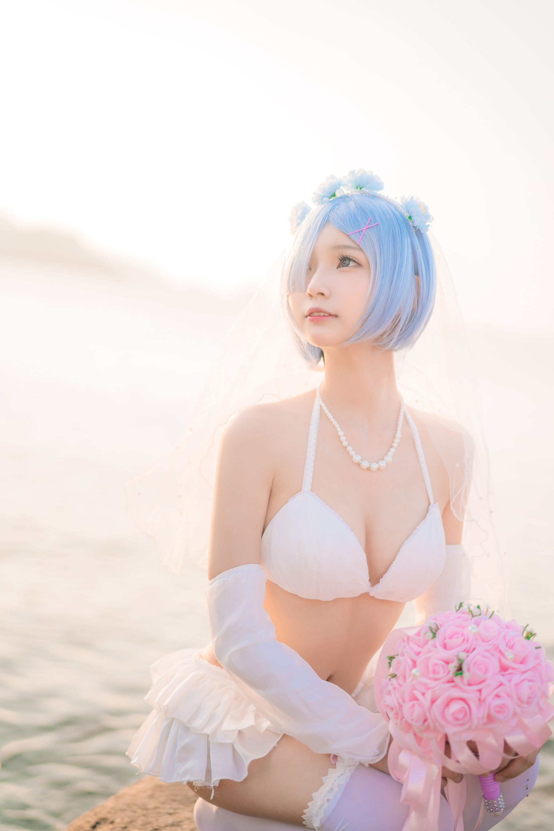 橙子喵 – 蕾姆海边婚纱花嫁 [18P]