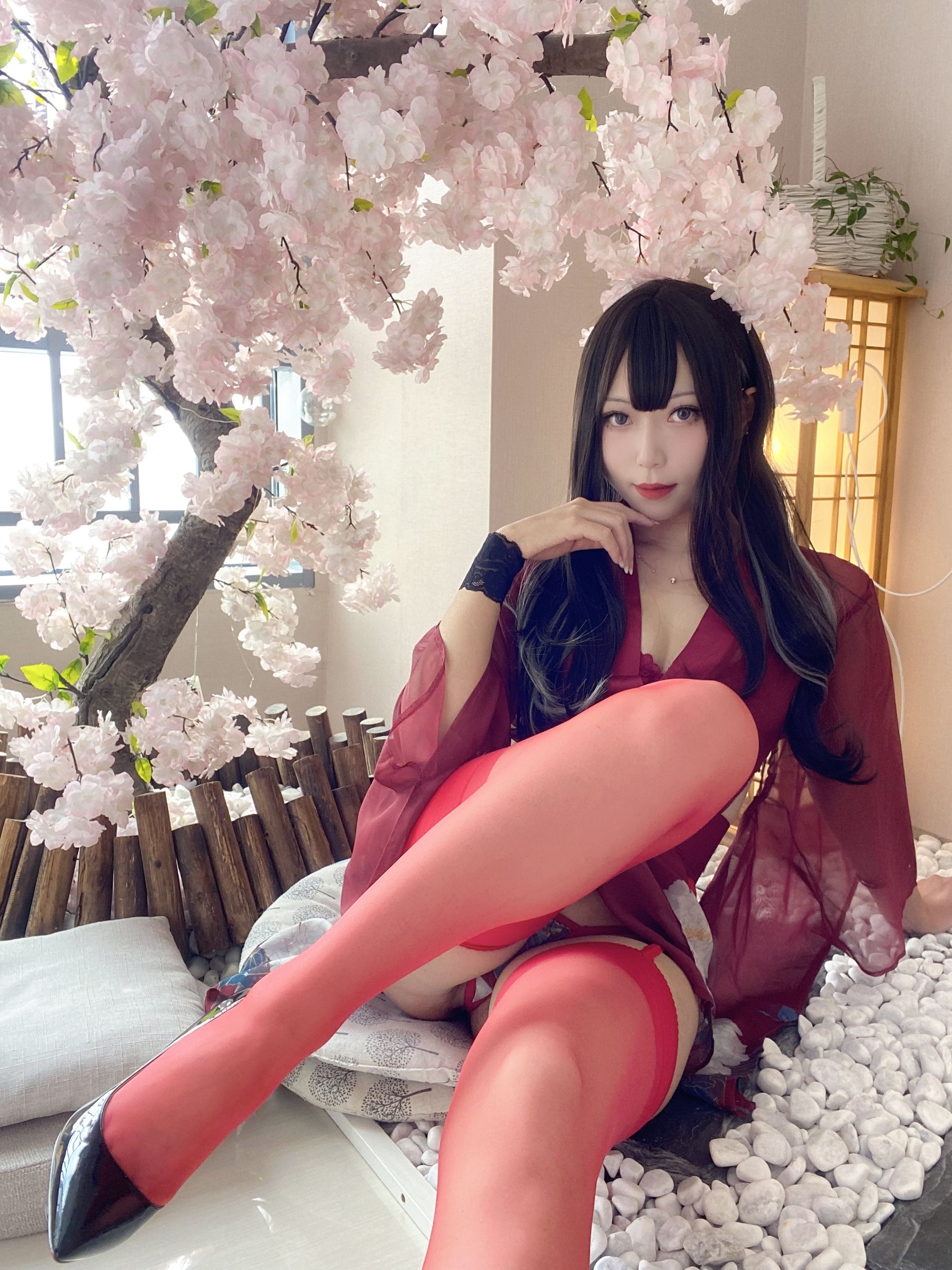 动漫博主Money冷冷 – 新年快乐 [31P]