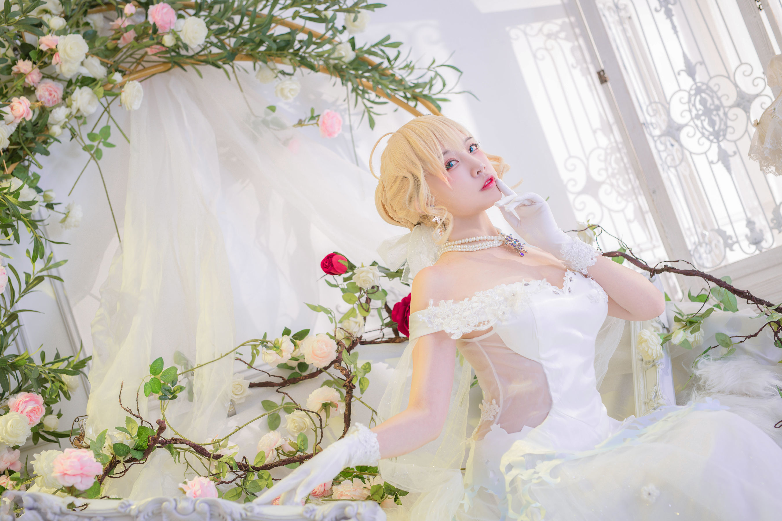 人气Coser二佐Nisa 花嫁 [30P]