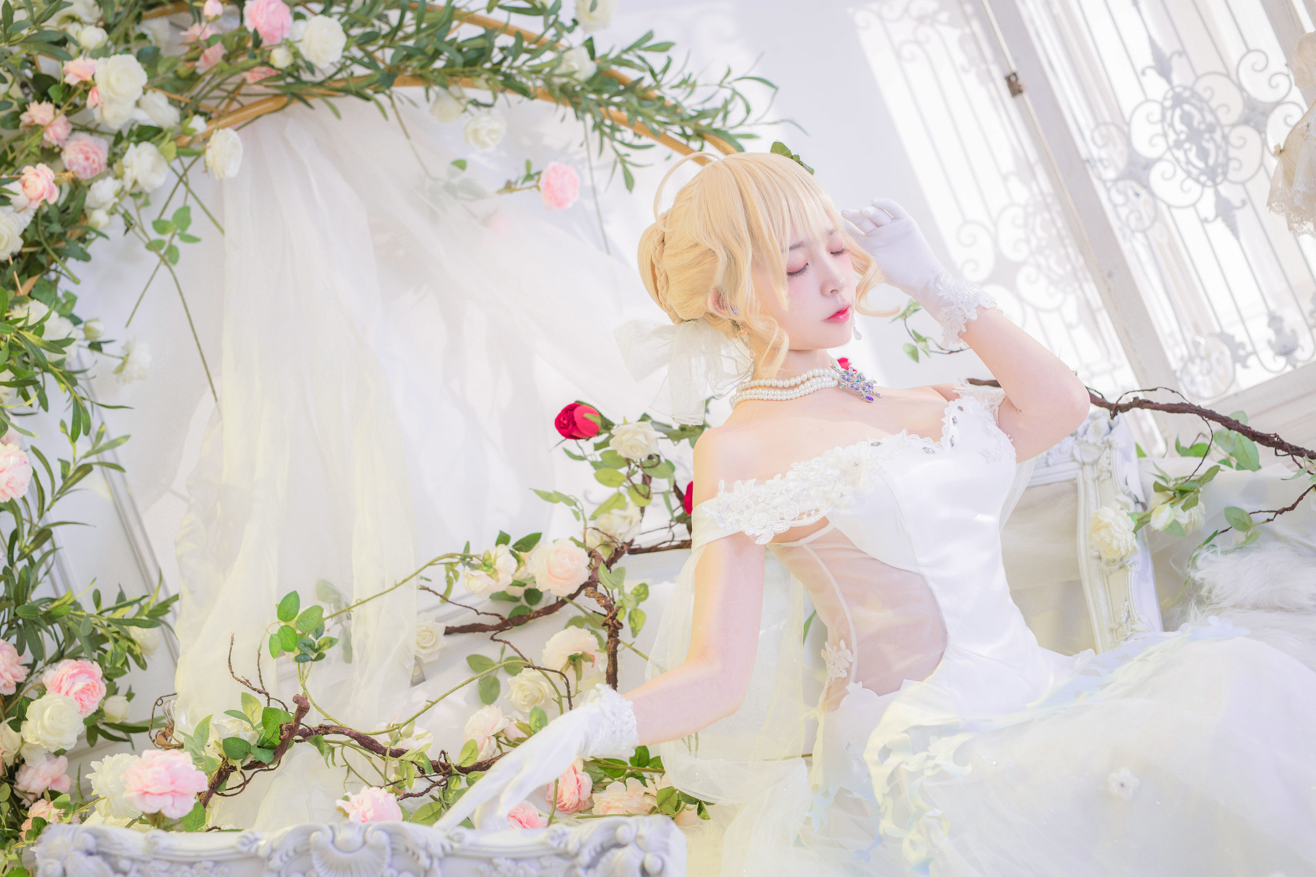 人气Coser二佐Nisa 花嫁 [30P]