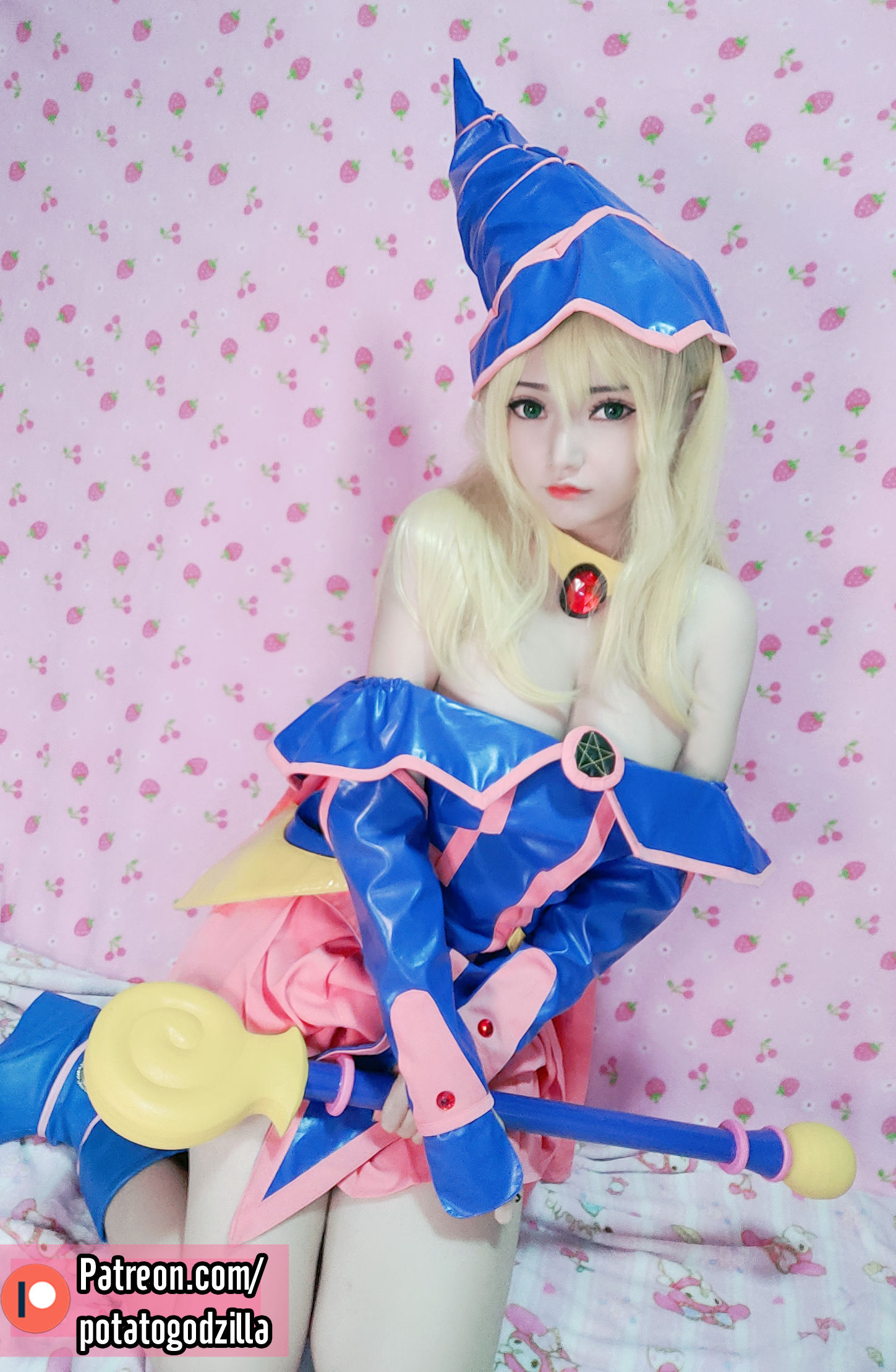 Coser小姐姐Potato Godzilla – Dark Magician Girl [30P]