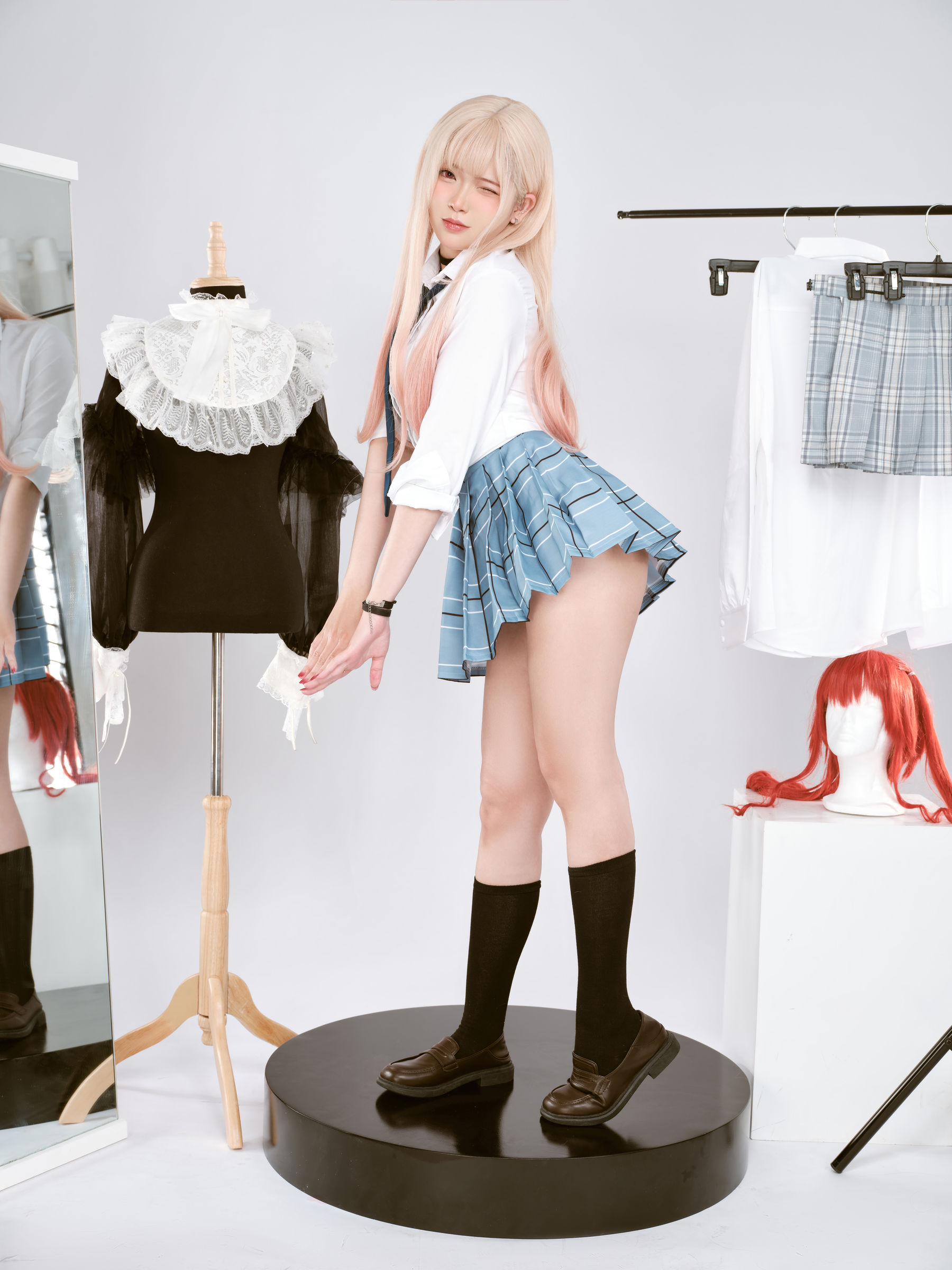 ZinieQ – Marin Kitagawa [32P]