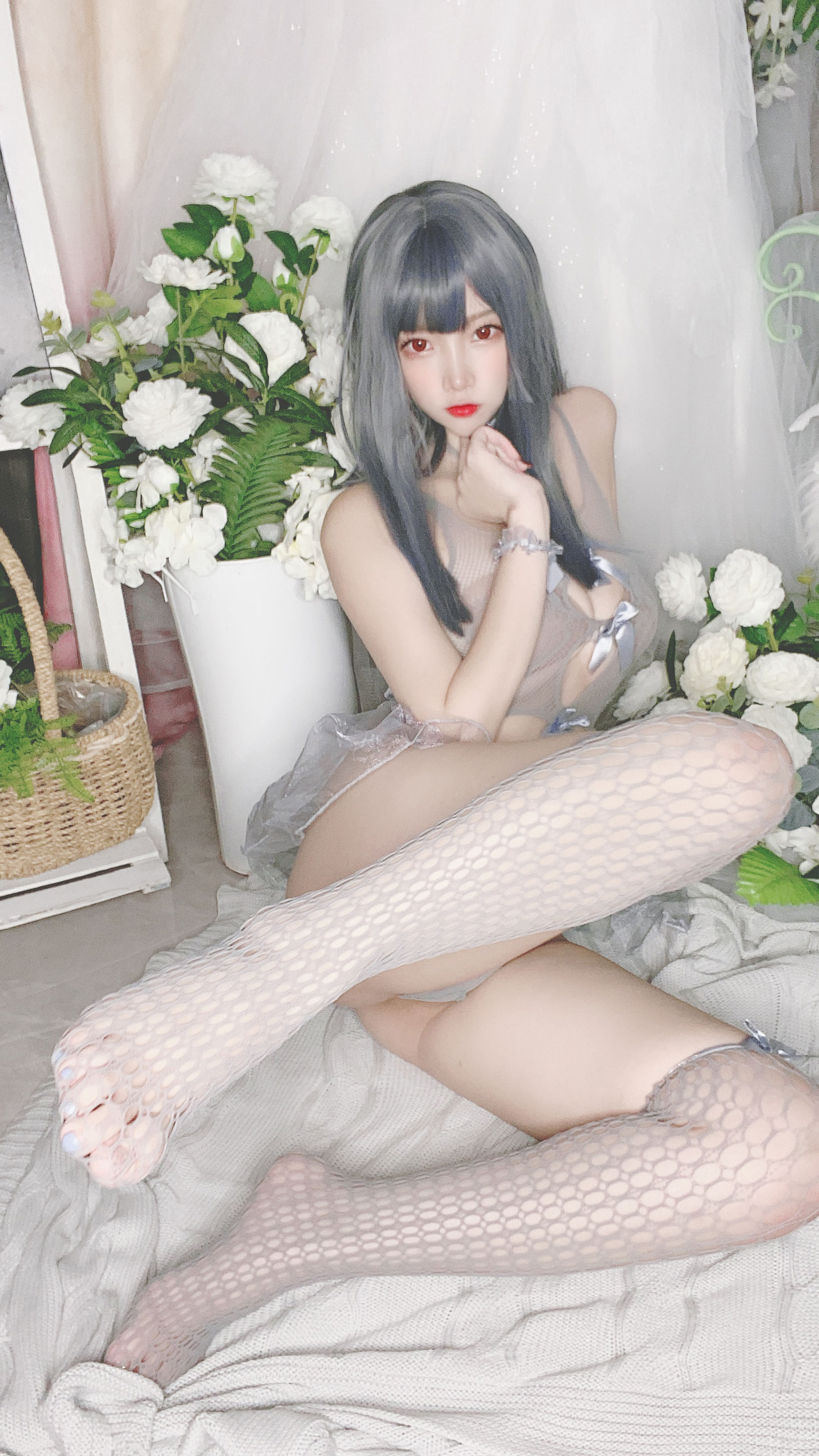 [Cosplay写真] 人气Coser二佐Nisa – 蓝色网状比基尼 [38P]