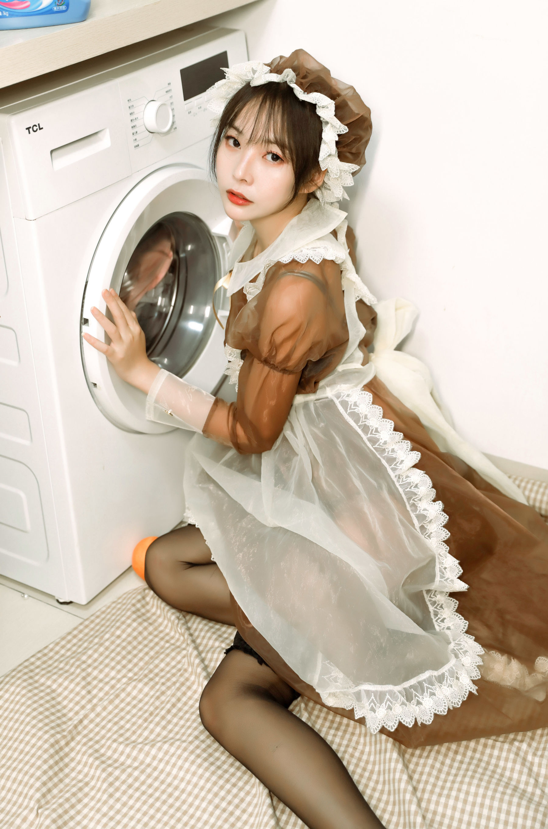 [Cosplay写真] 苏嫣嫣阿姨 – 可爱女仆装 [10P]