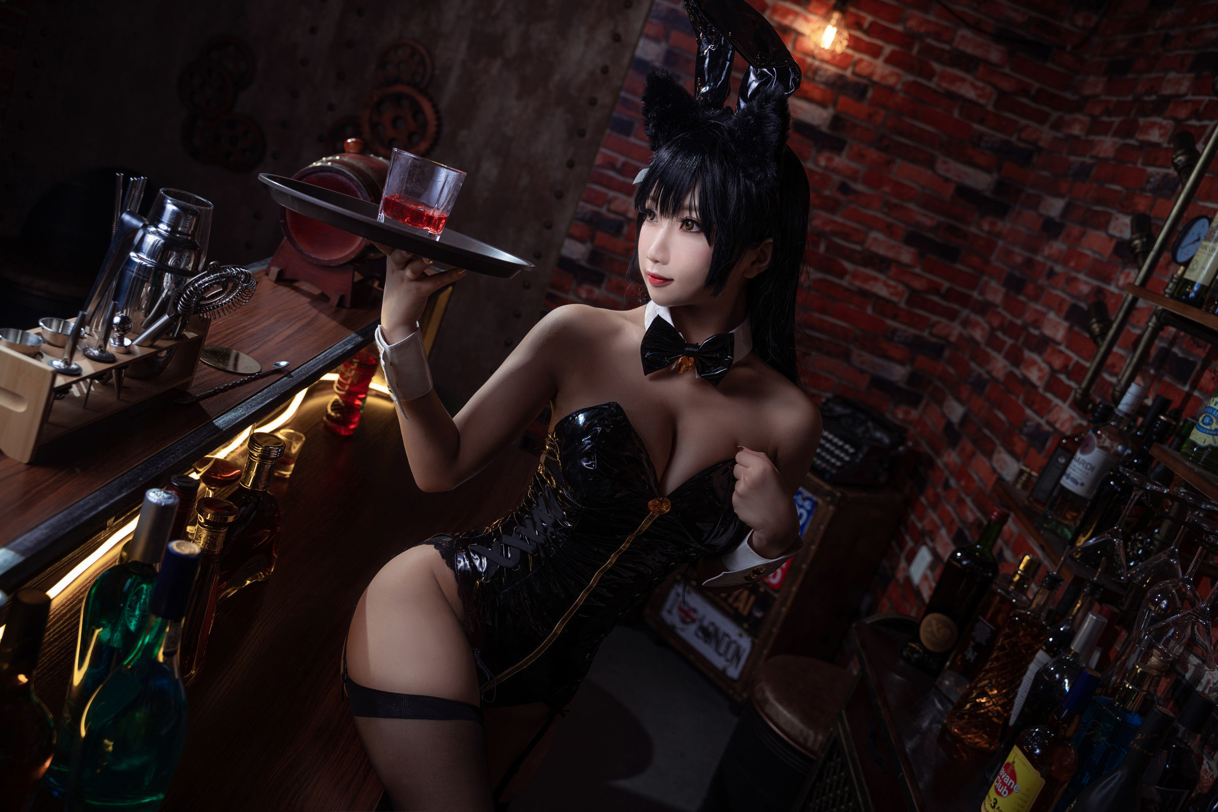 [萝莉COS] 鬼畜瑶 – 黑色同人兔女郎 [22P]