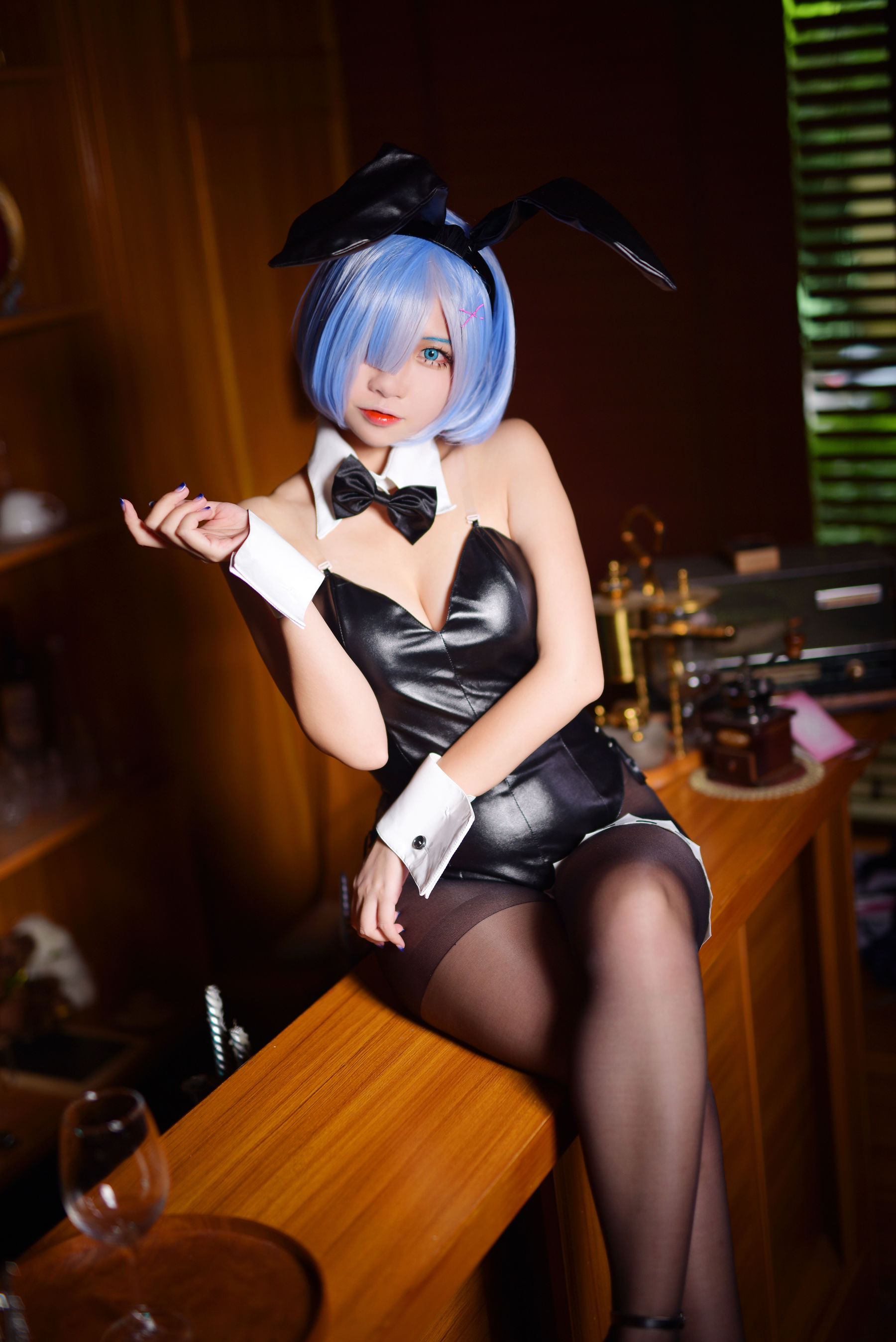 [Cosplay写真] 人气Coser二佐Nisa – 蕾姆兔女郎 [12P]