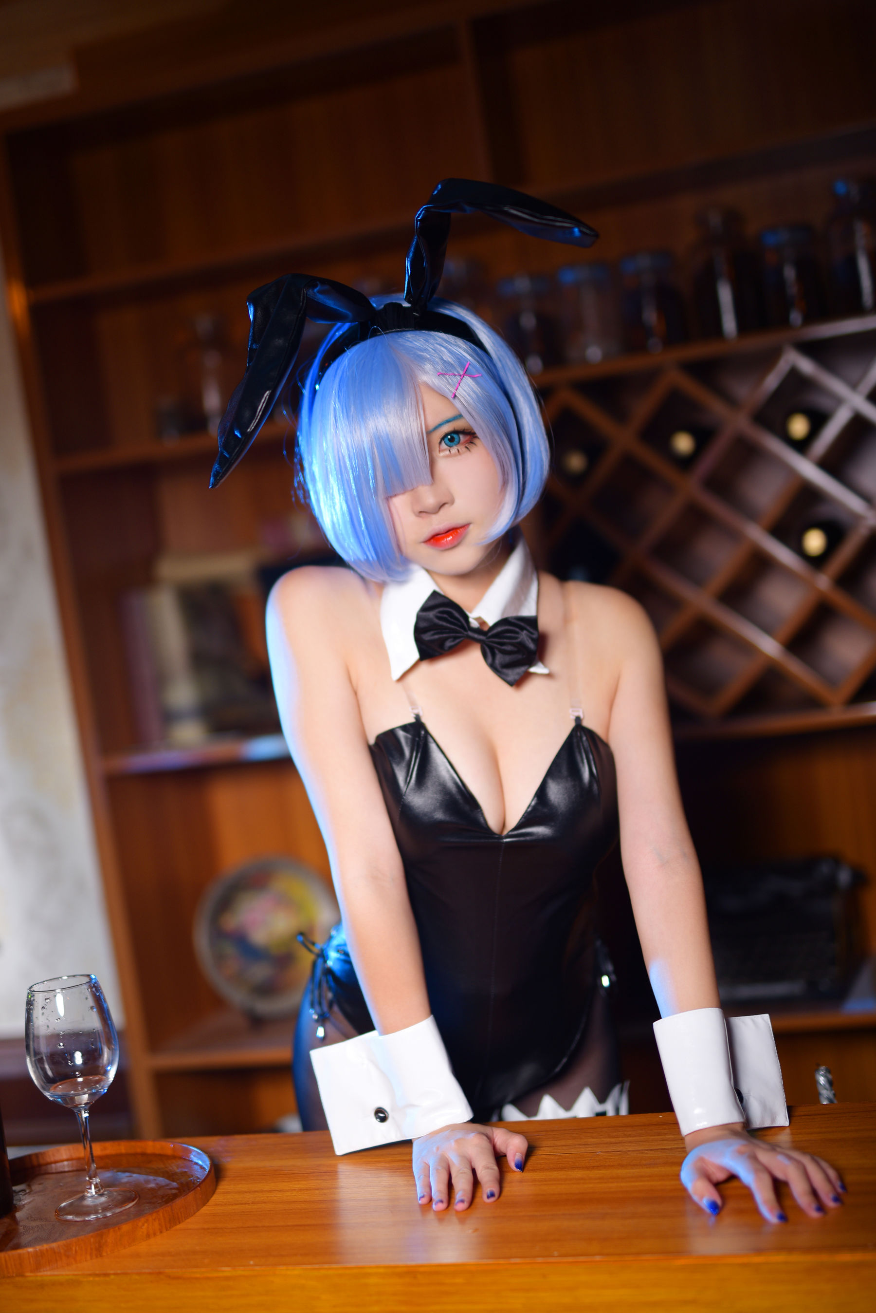[Cosplay写真] 人气Coser二佐Nisa – 蕾姆兔女郎 [12P]