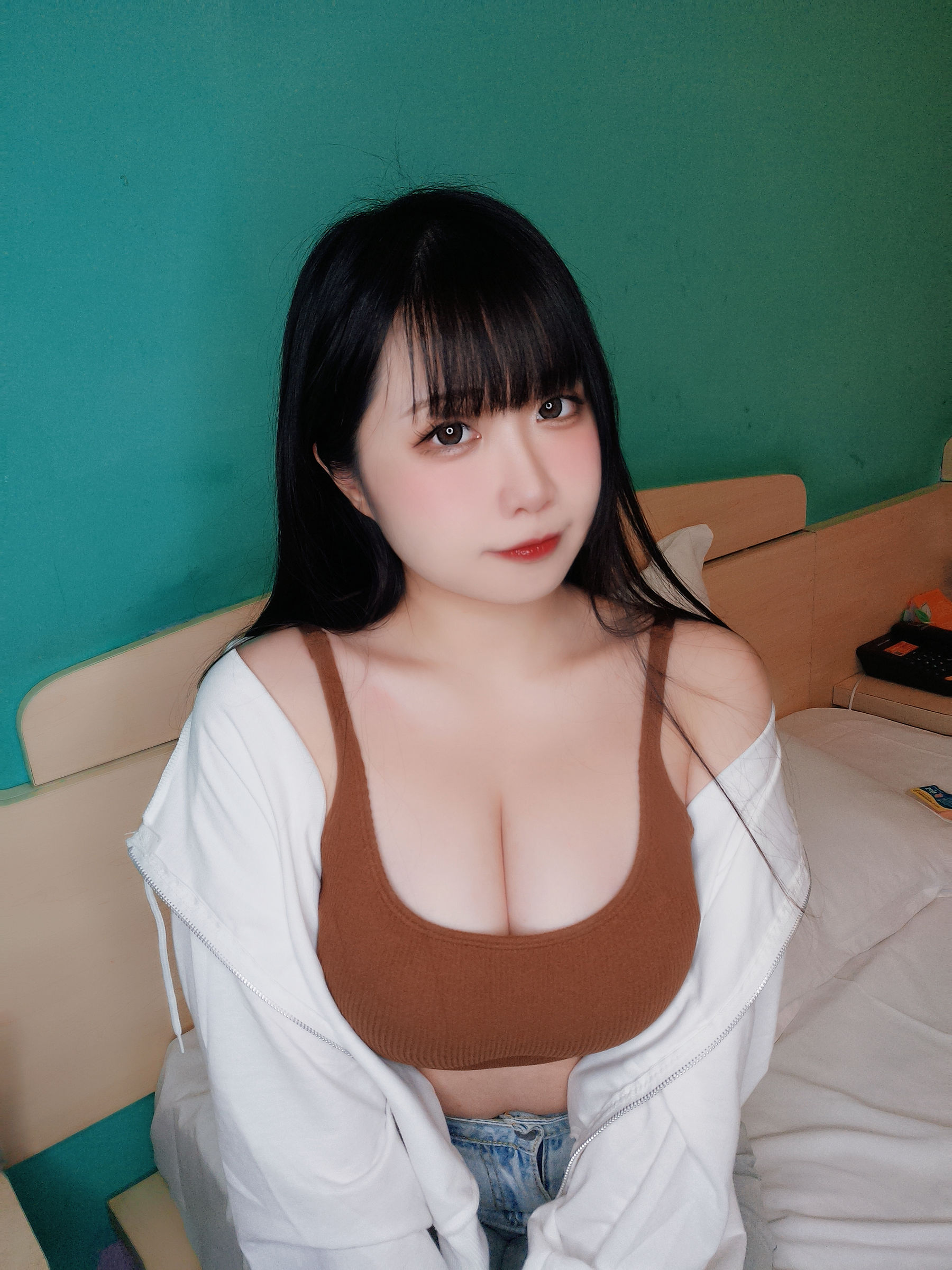 贞子蜜桃 – 运动内搭 [10P]