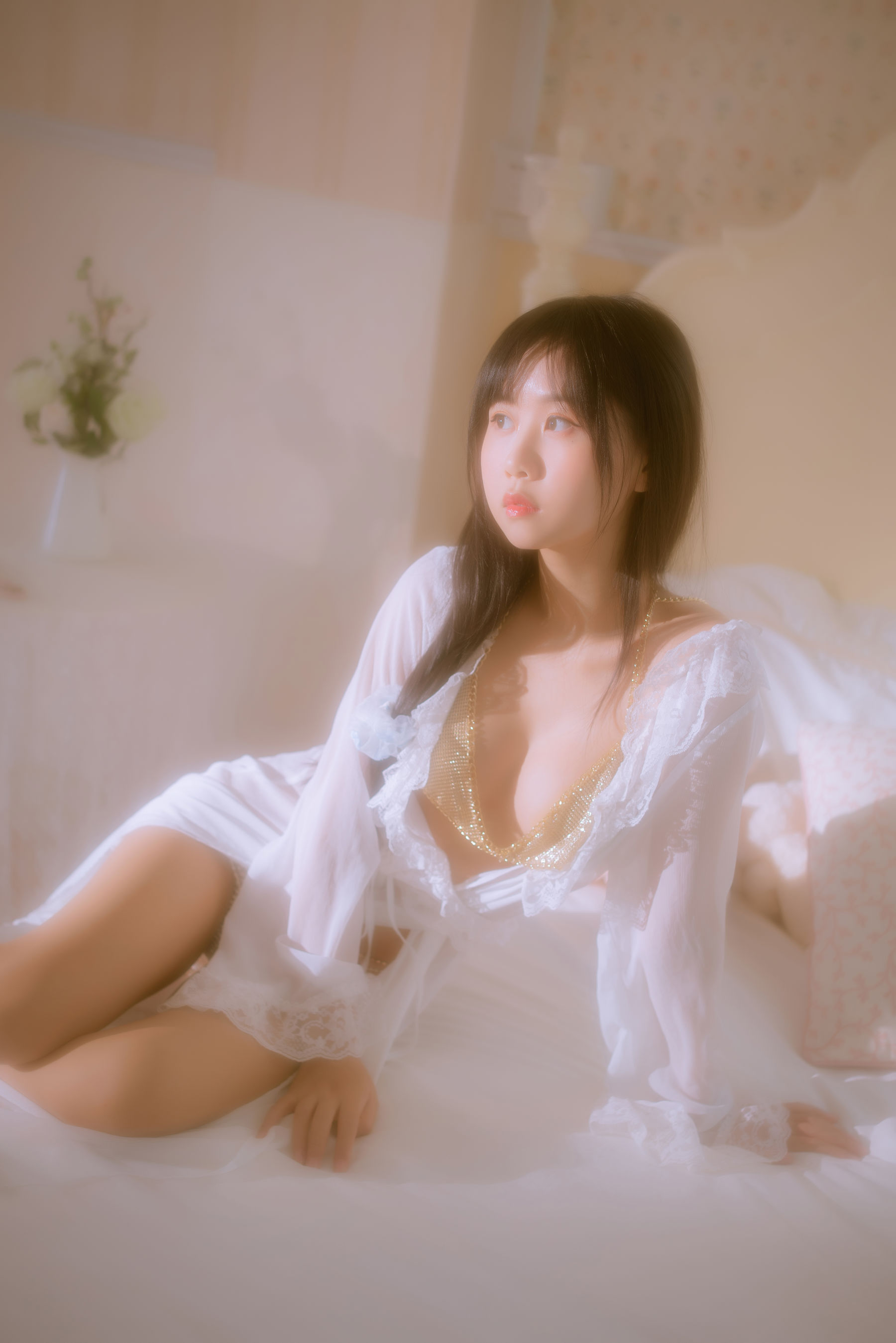 阳光美少女萌芽儿o0 – 金色套装 [70P]