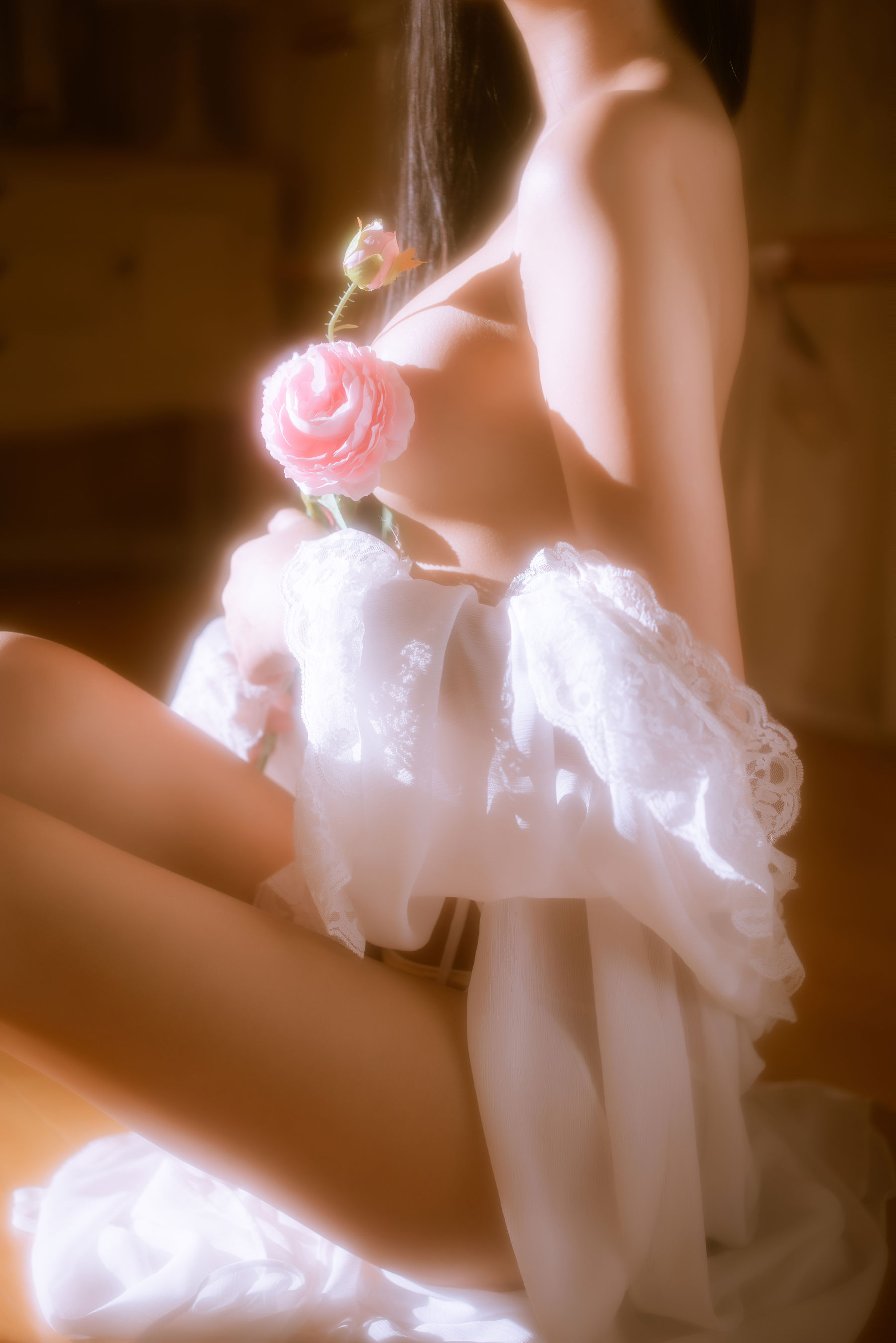 阳光美少女萌芽儿o0 – 金色套装 [70P]