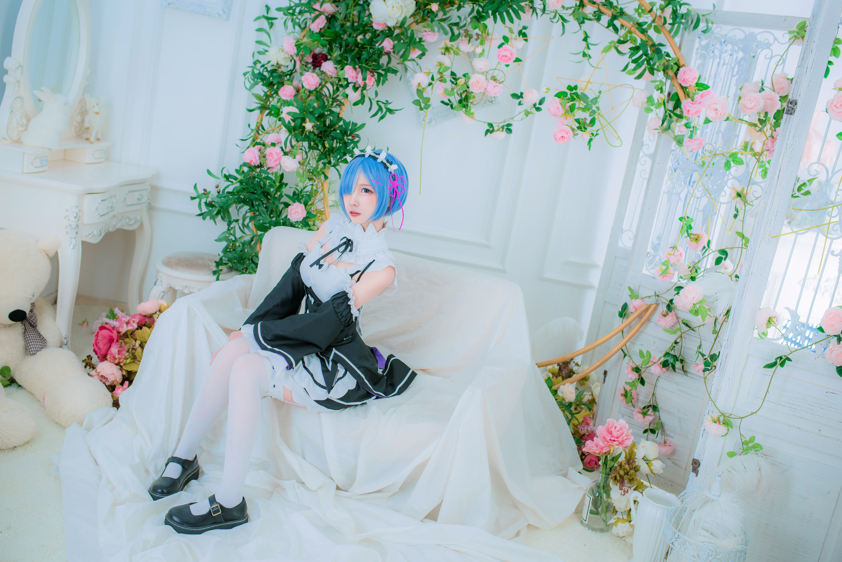 人气Coser二佐Nisa 蕾姆女仆 [33P]