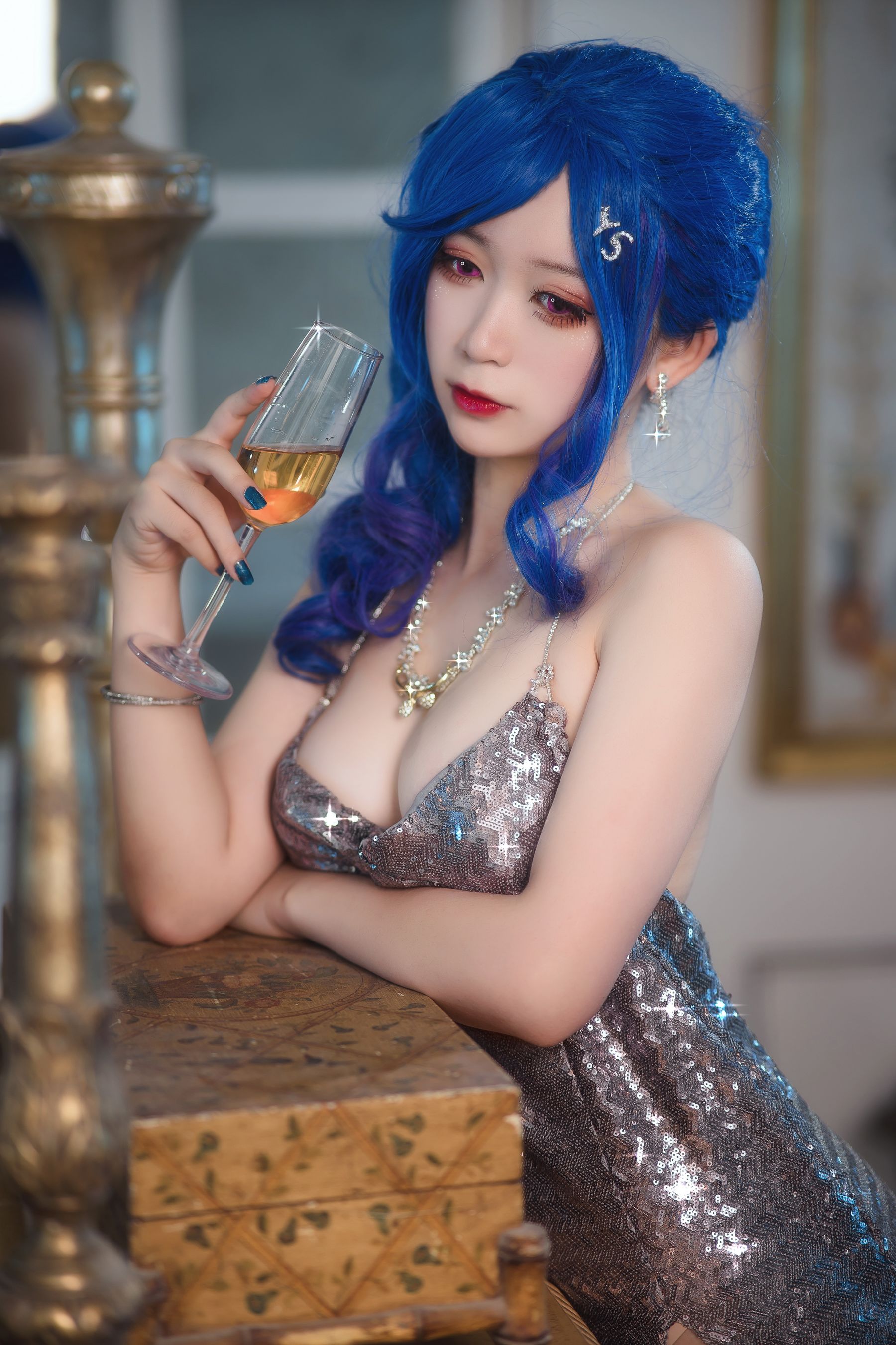 动漫博主樱落酱w – 圣路易斯礼服 [24P]
