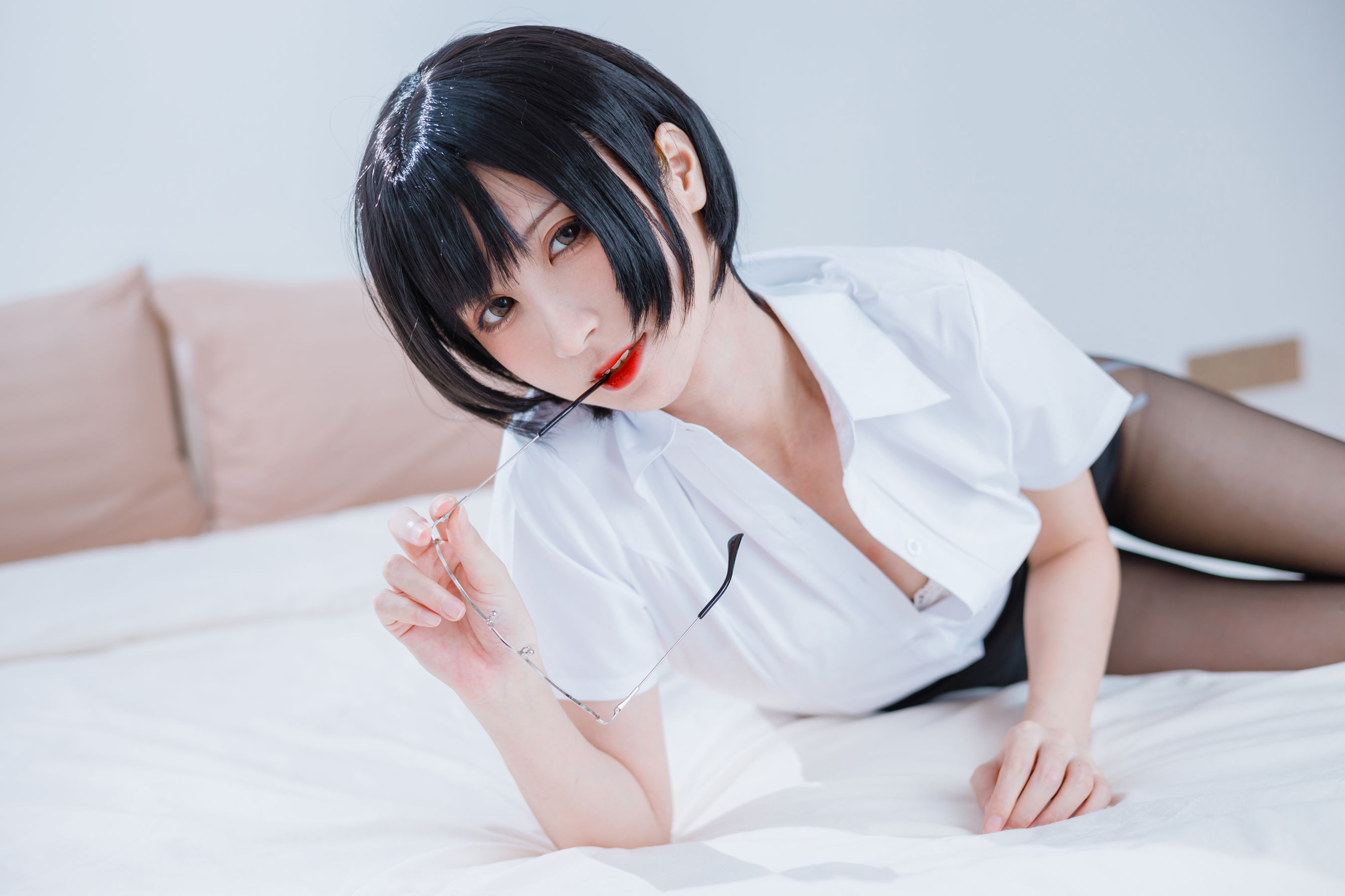贝儿酱Miki – OL装 [31P]