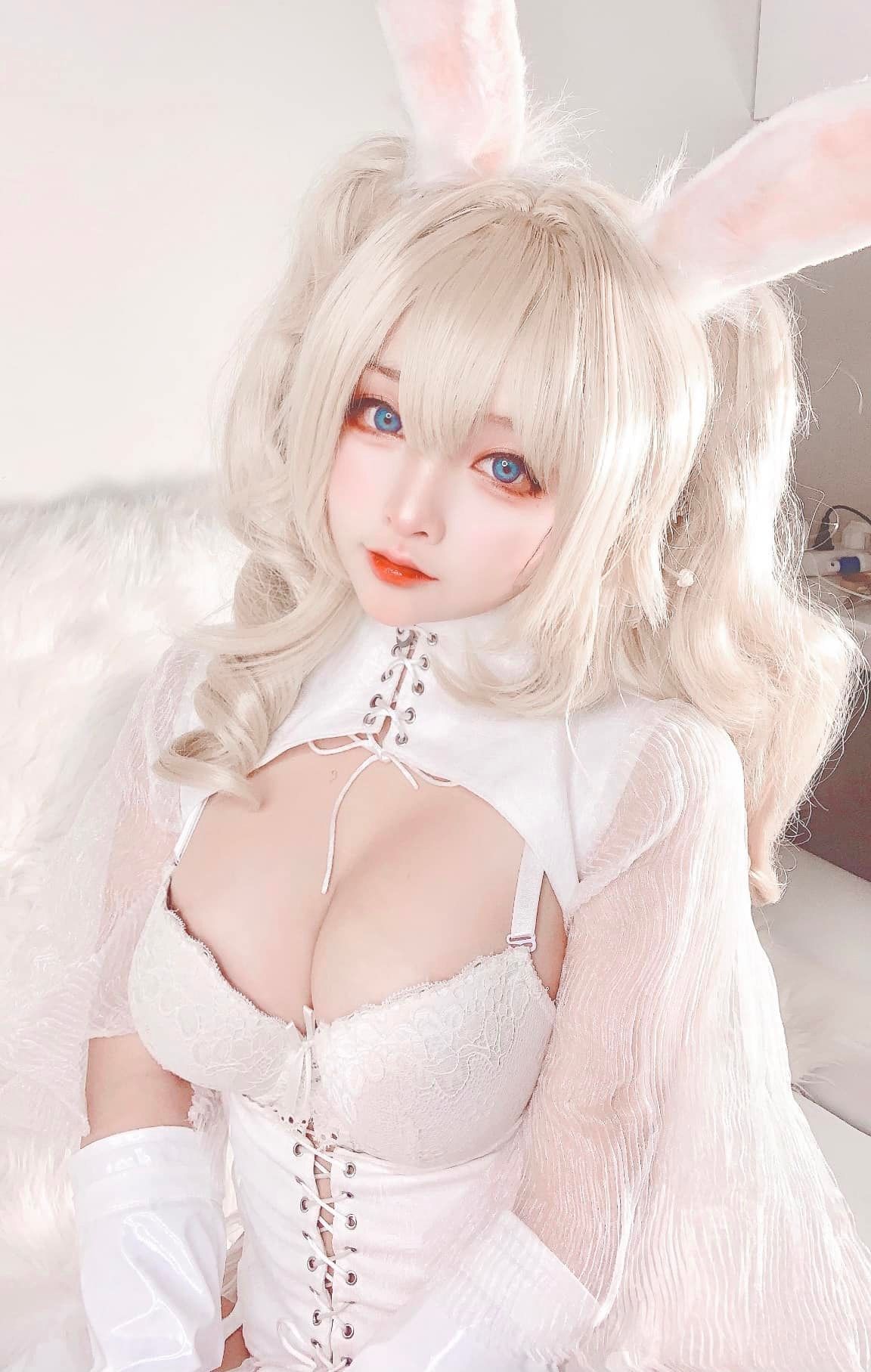 Sayo Momo – Barbara [20P]