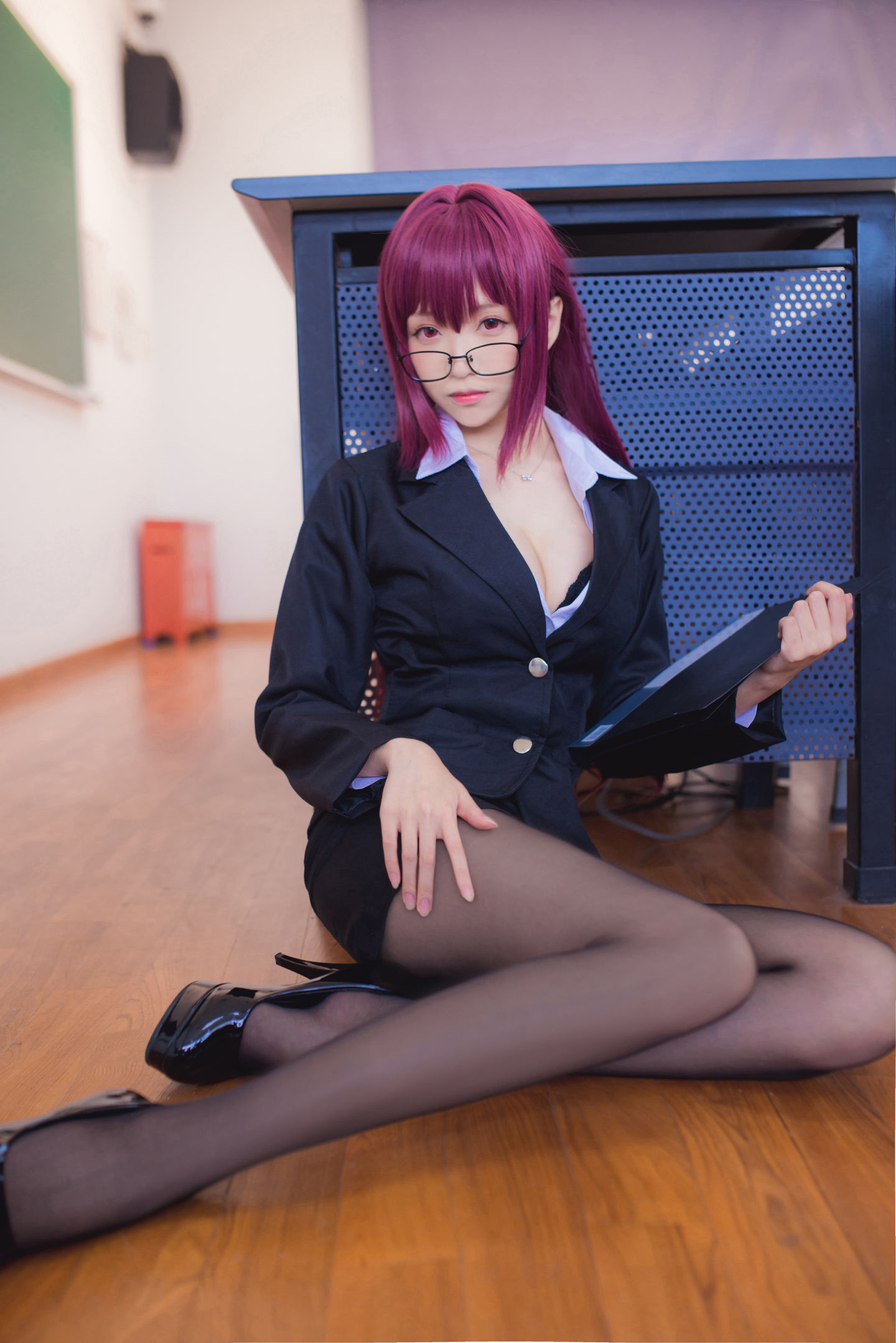 长腿Coser青青子Js – 斯卡哈 教师 [9P]
