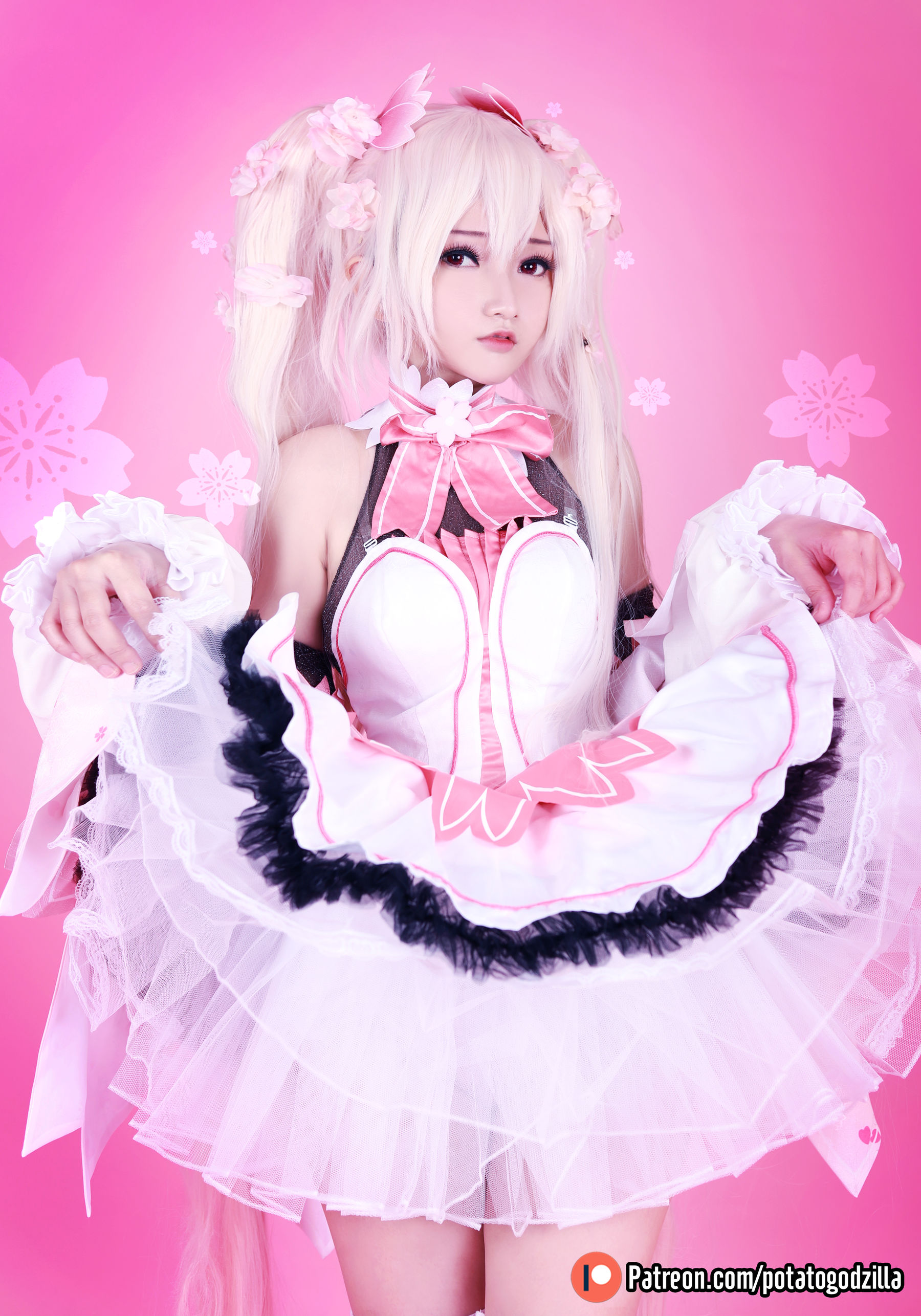 Coser小姐姐Potato Godzilla – Sakura Miku [44P]